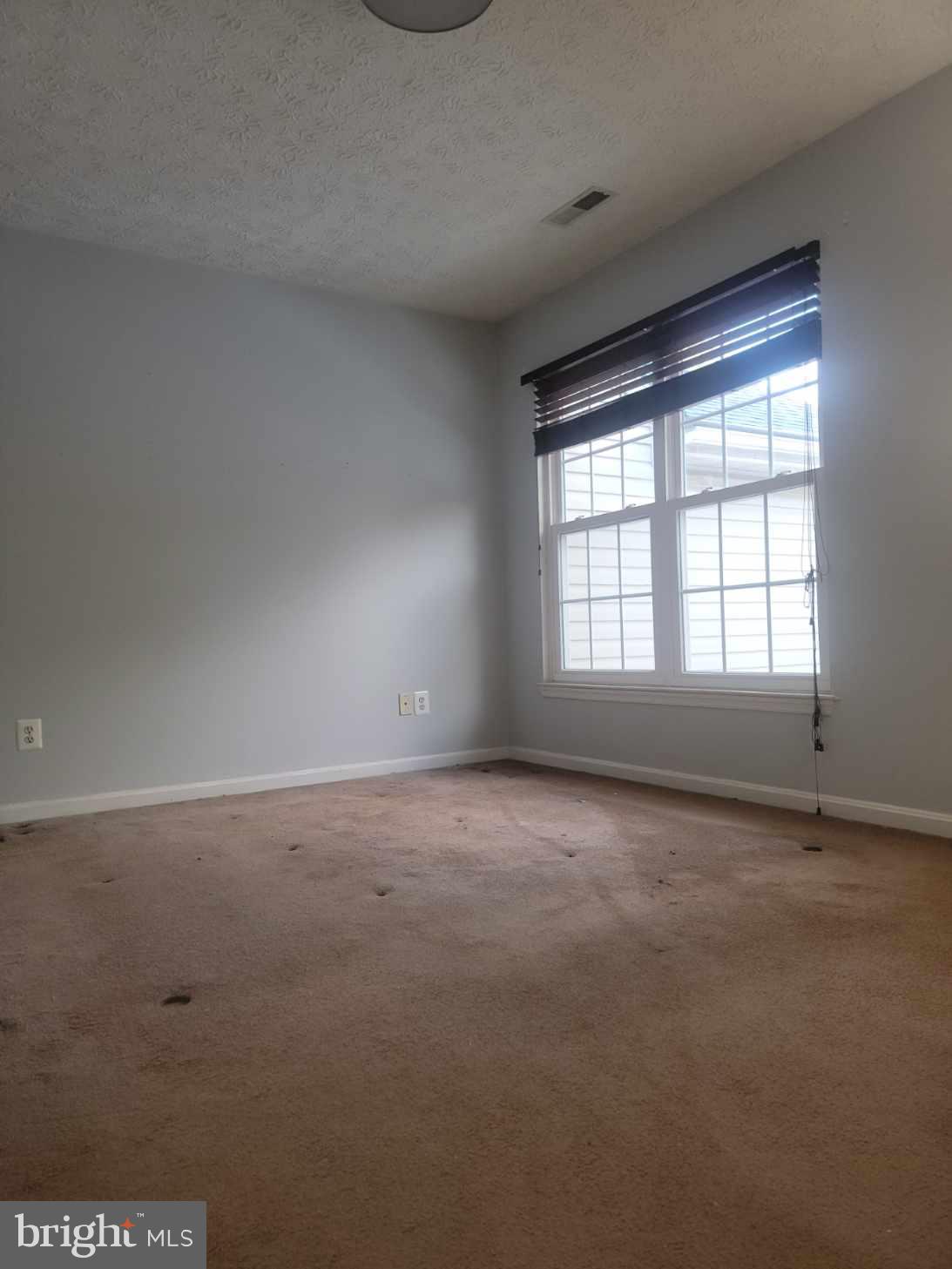 OAK COURT - Residential