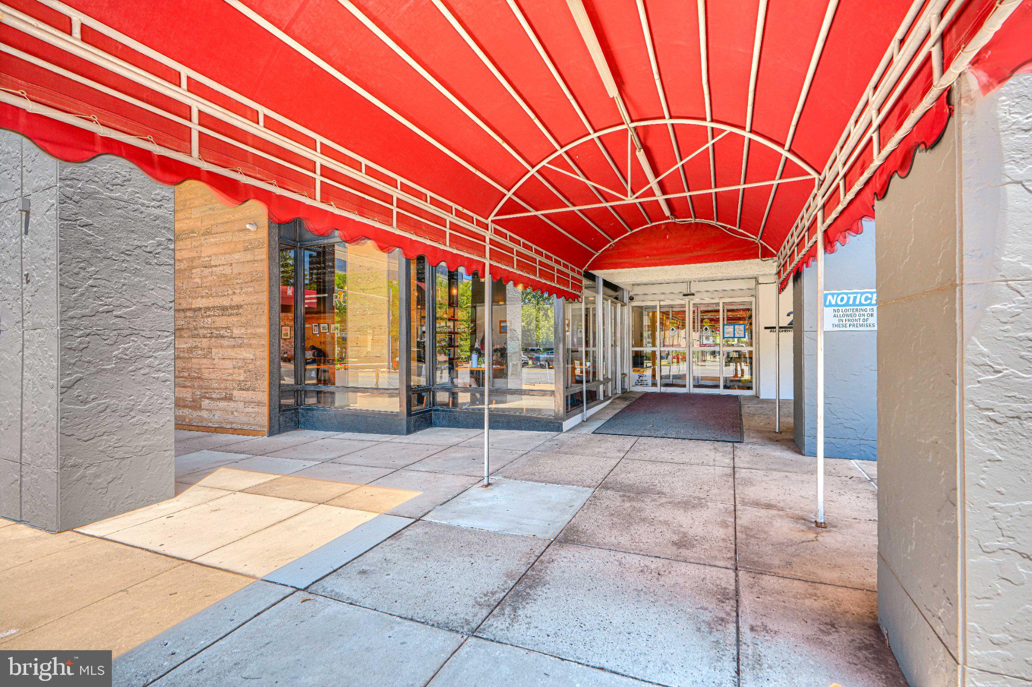 28 ALLEGHENY AVENUE 808