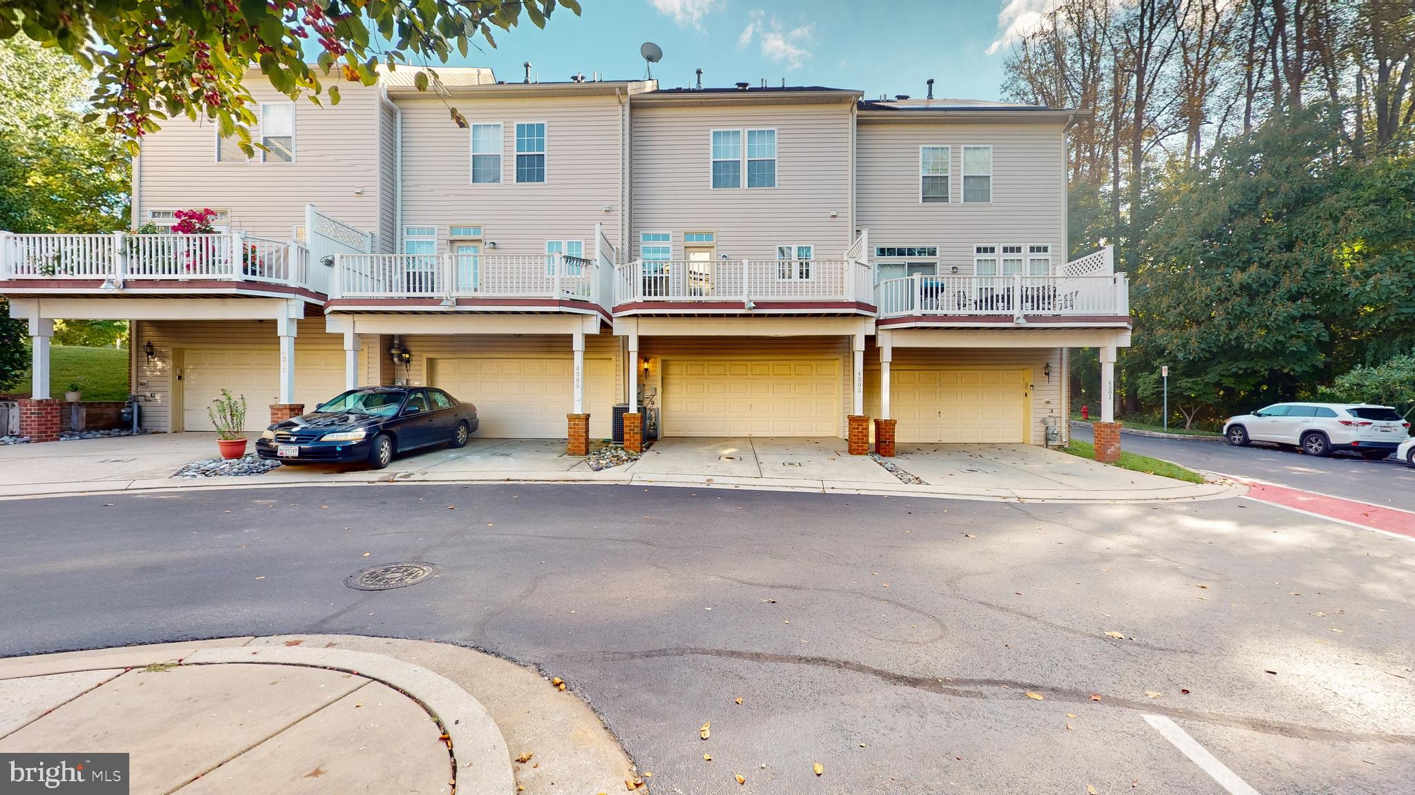 PRESERVE AT MANOR WOODS - Residential Lease