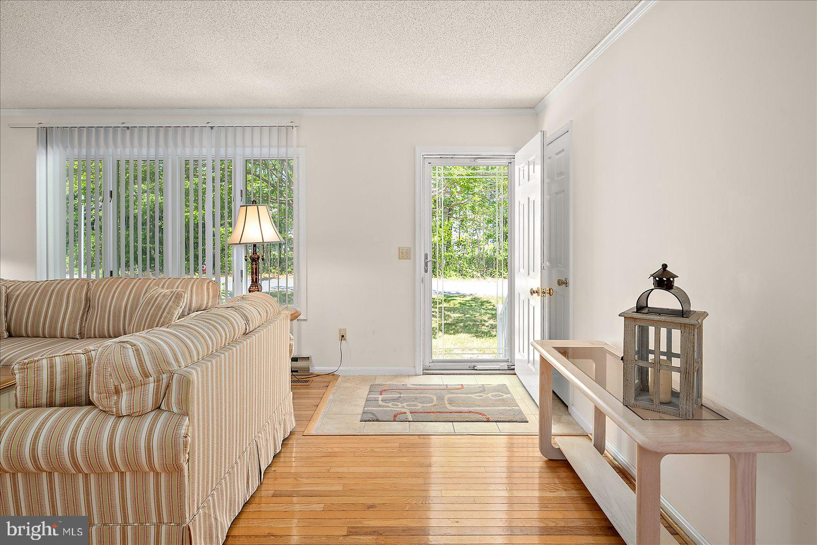 6 FRONTIER DRIVE