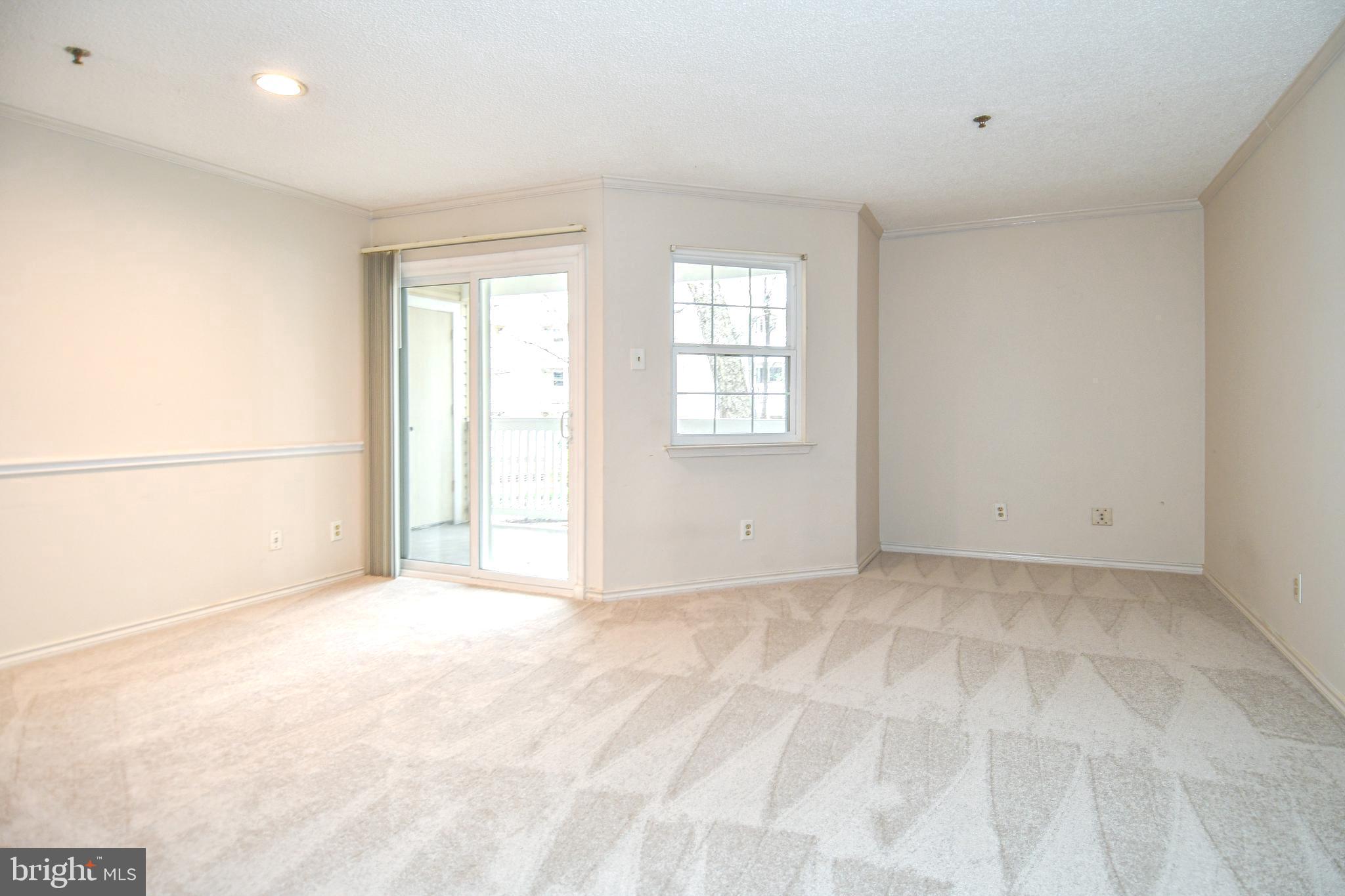 1504 LINCOLN WAY 204