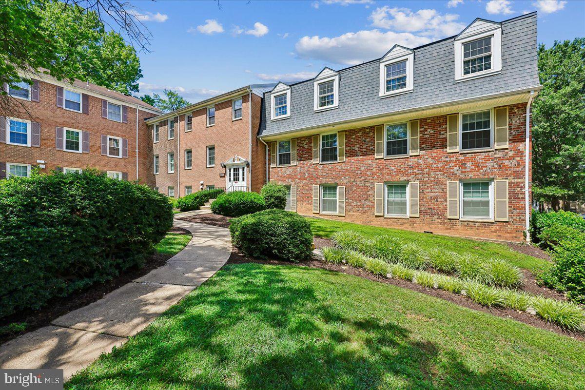 740 QUINCE ORCHARD BOULEVARD 102