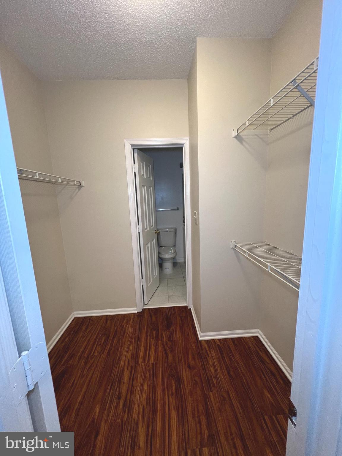 SANDERLING - Residential Lease