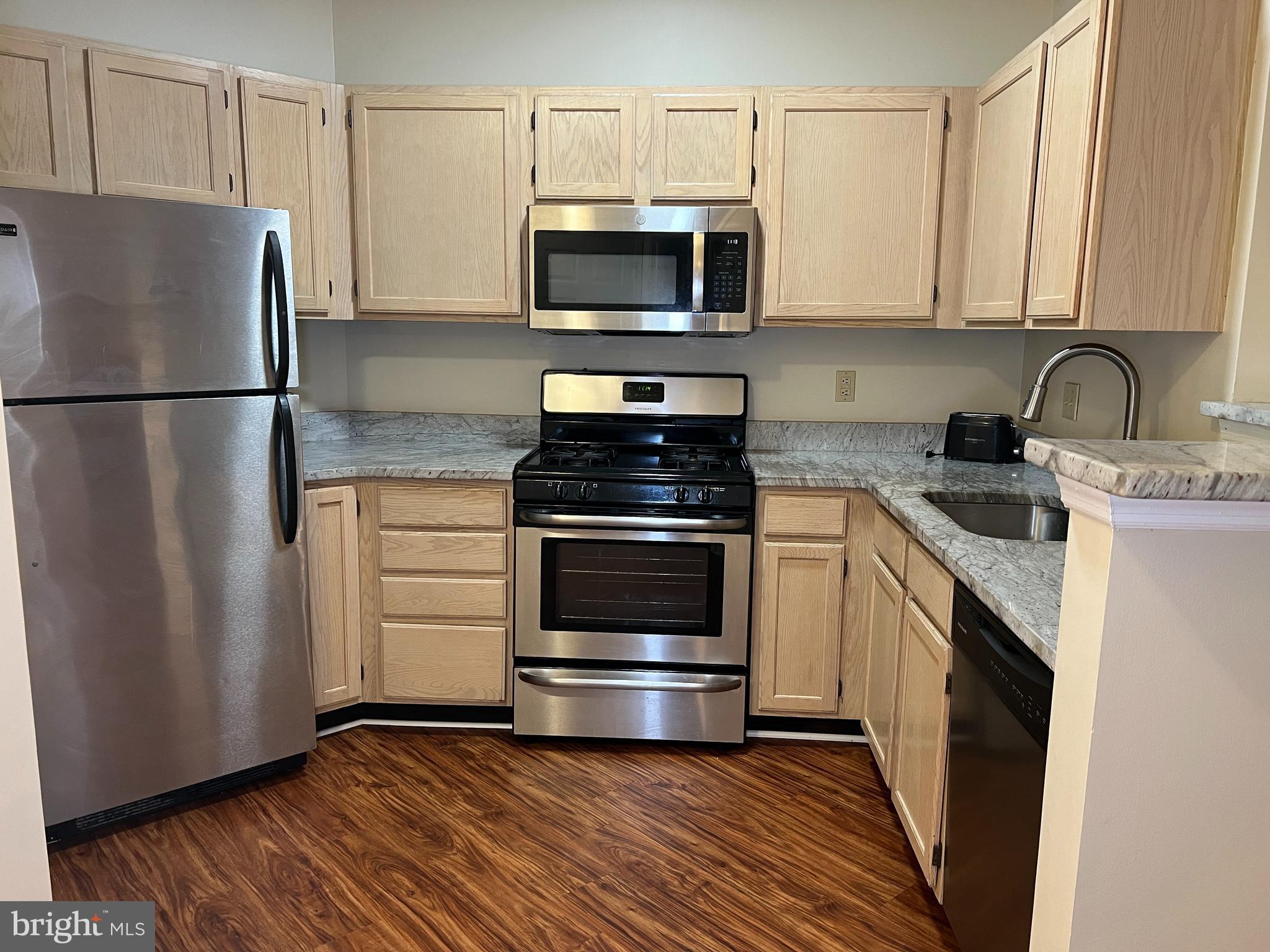 SANDERLING - Residential Lease