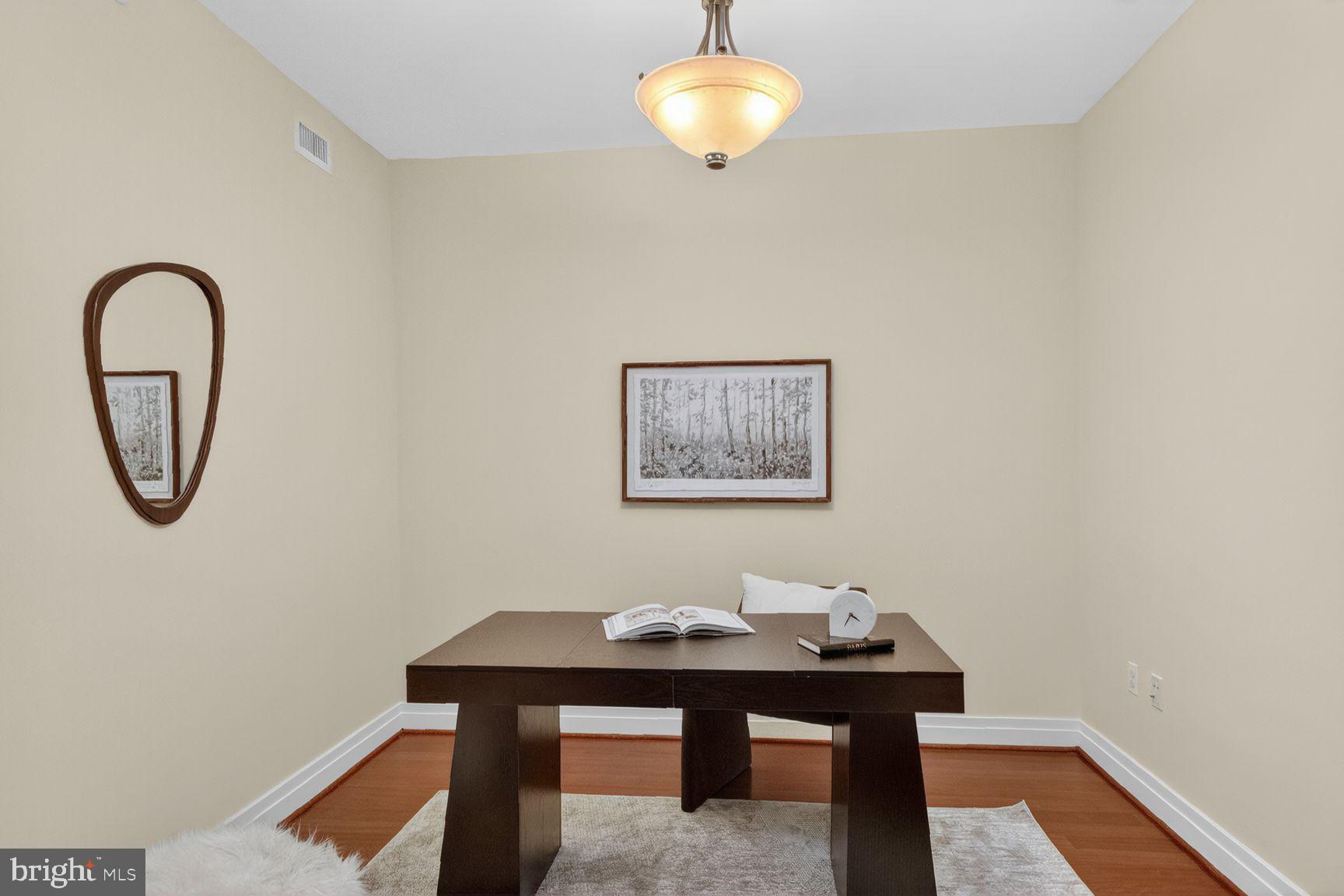 ONE PARK CREST CONDOMINIUM - Residential