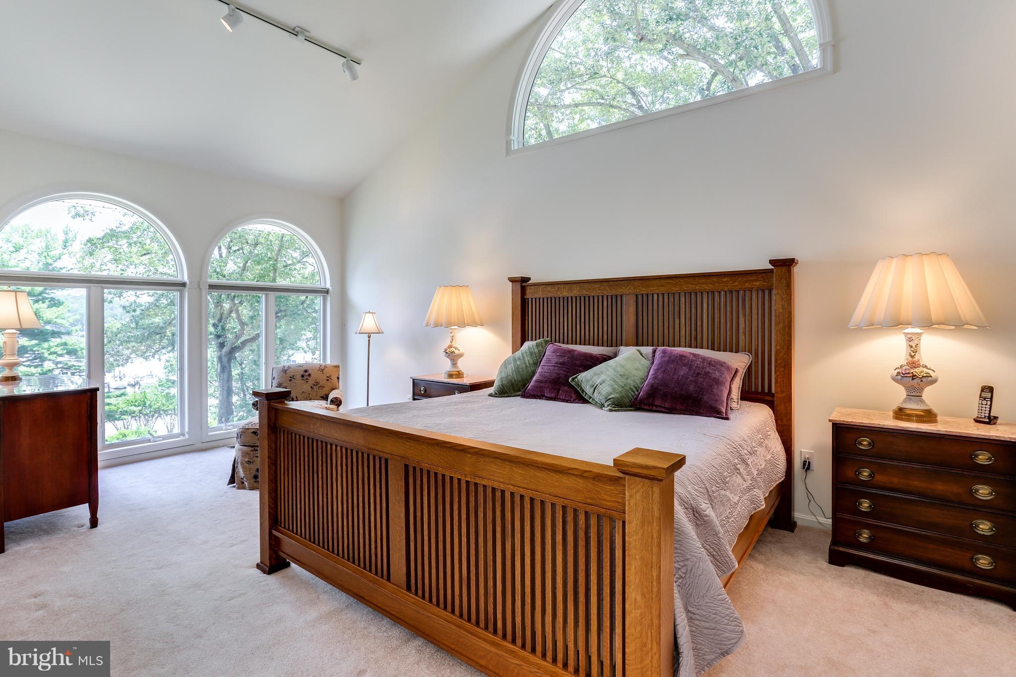 BEN OAKS ON SEVERN - Residential