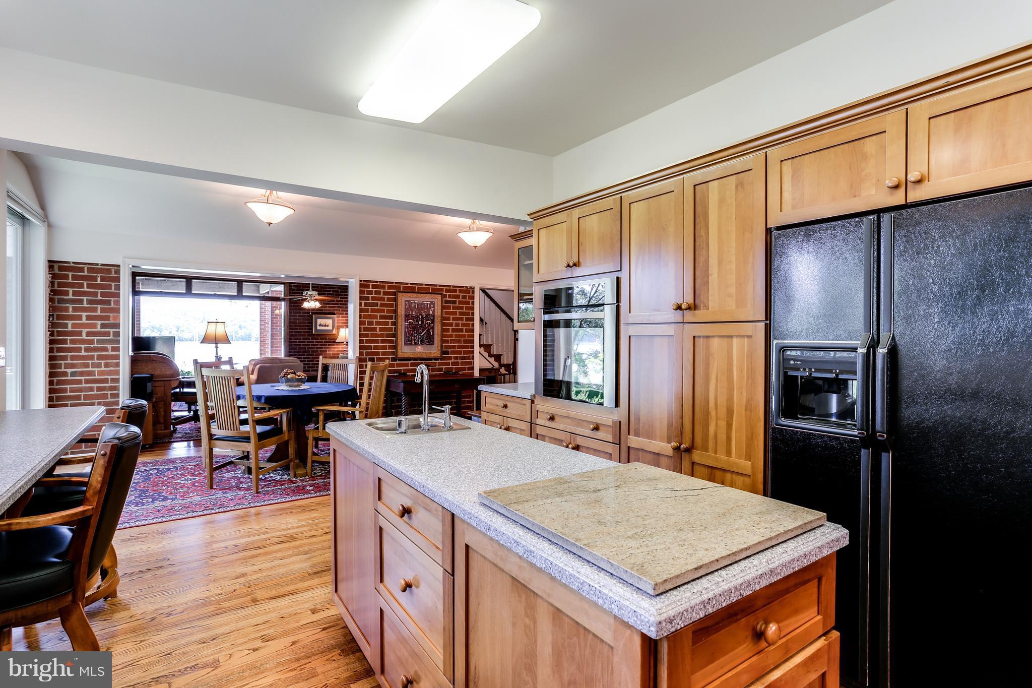 BEN OAKS ON SEVERN - Residential