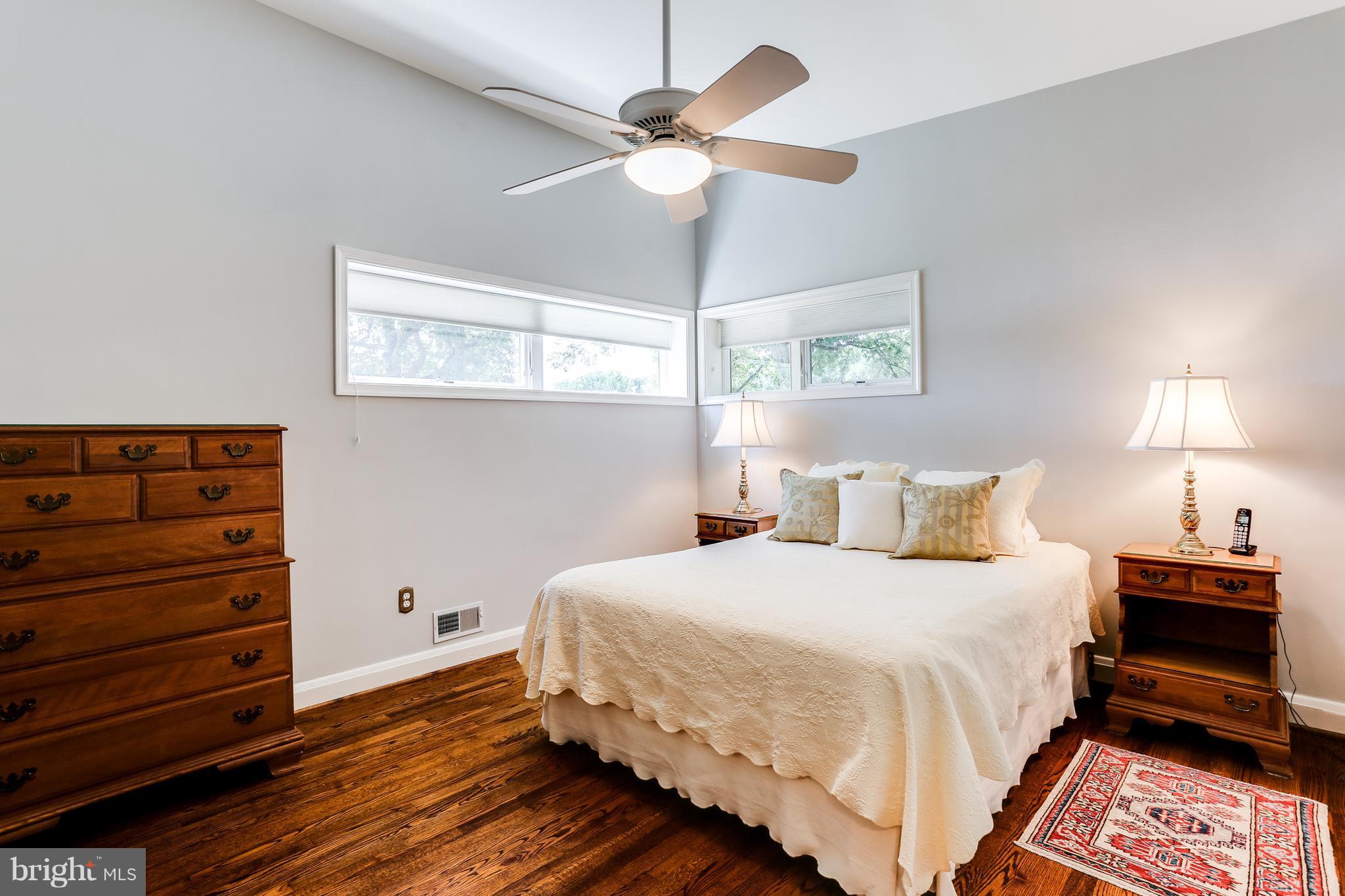 BEN OAKS ON SEVERN - Residential