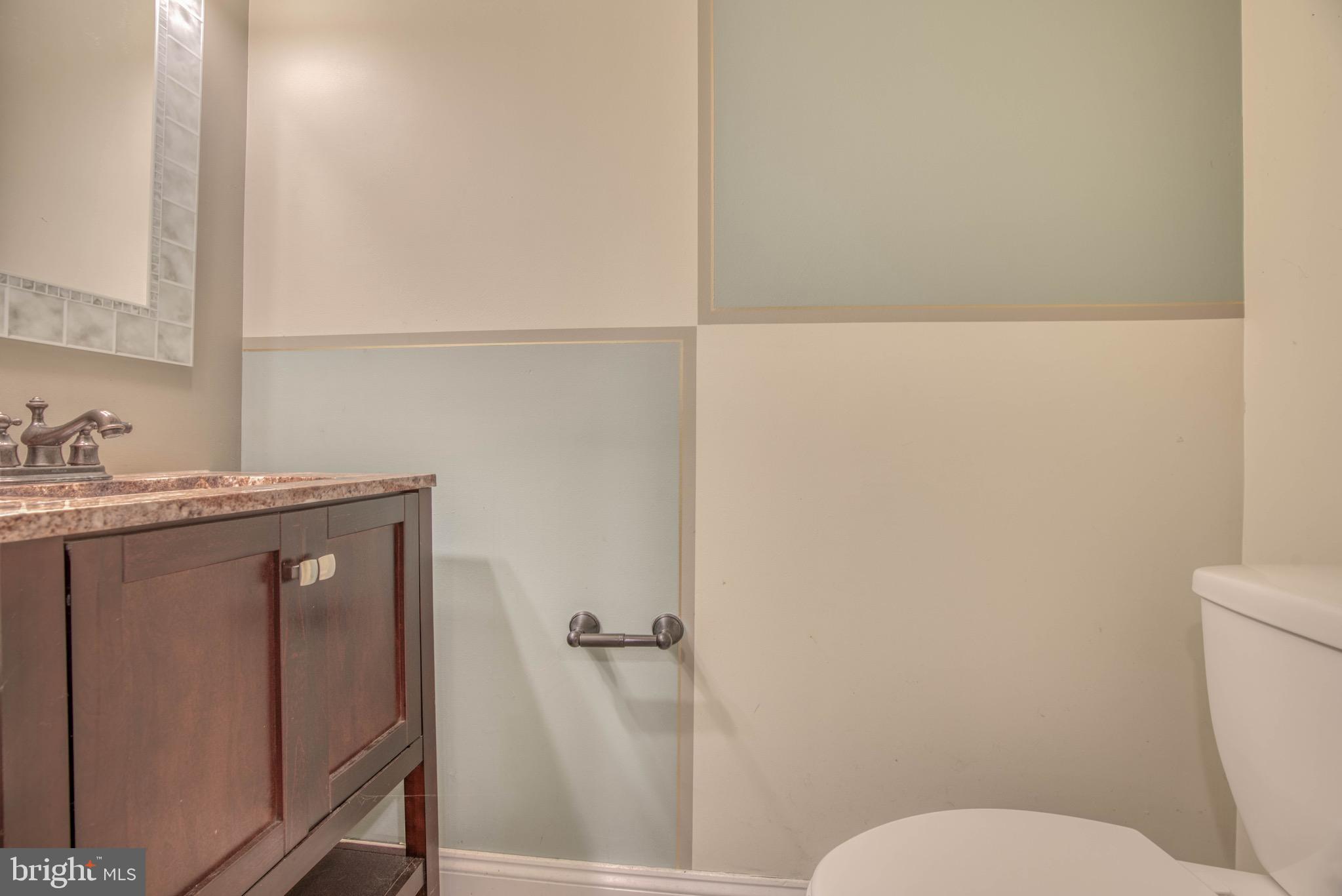 LAURAVILLE HISTORIC DISTRICT - Residential