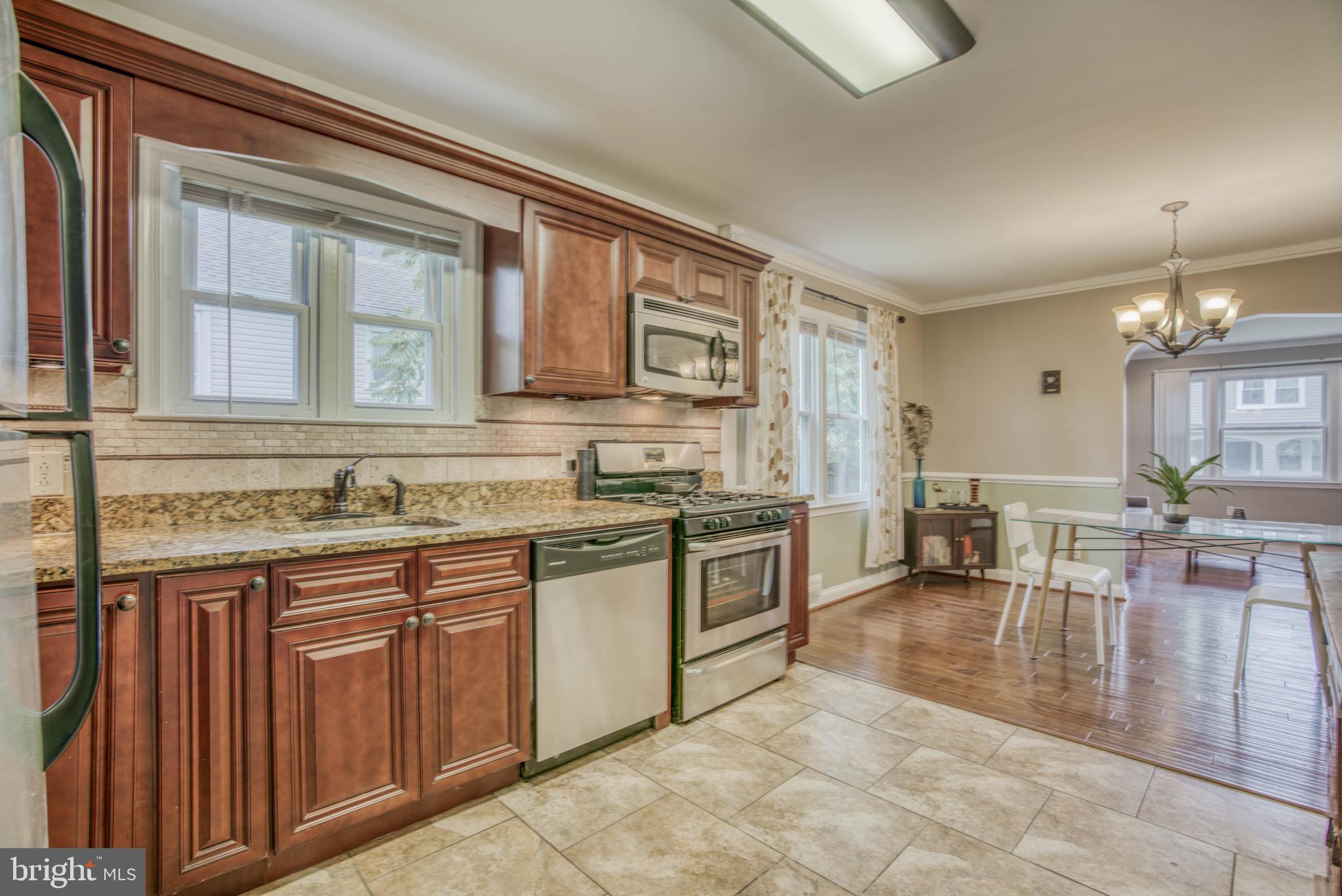 LAURAVILLE HISTORIC DISTRICT - Residential