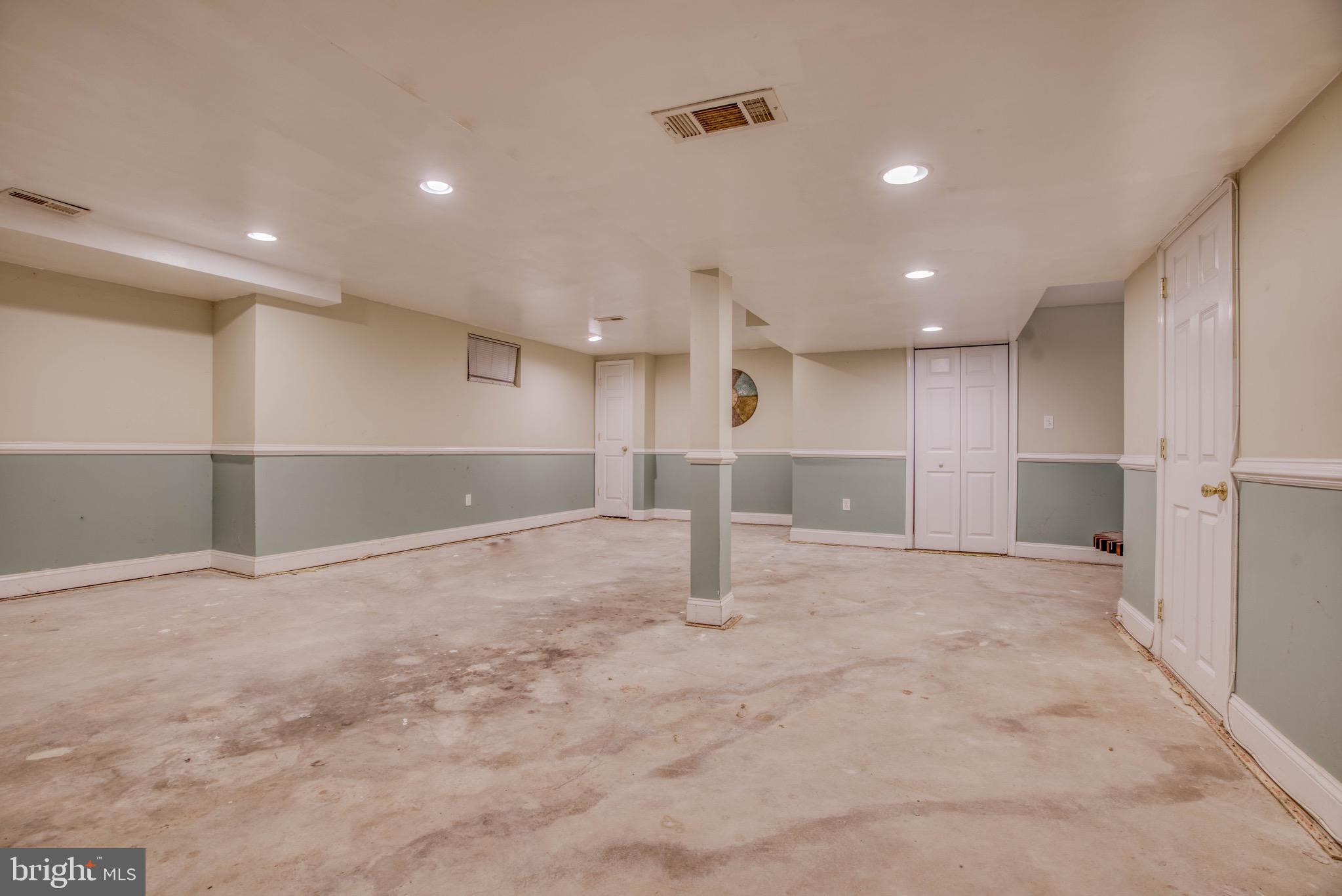 LAURAVILLE HISTORIC DISTRICT - Residential