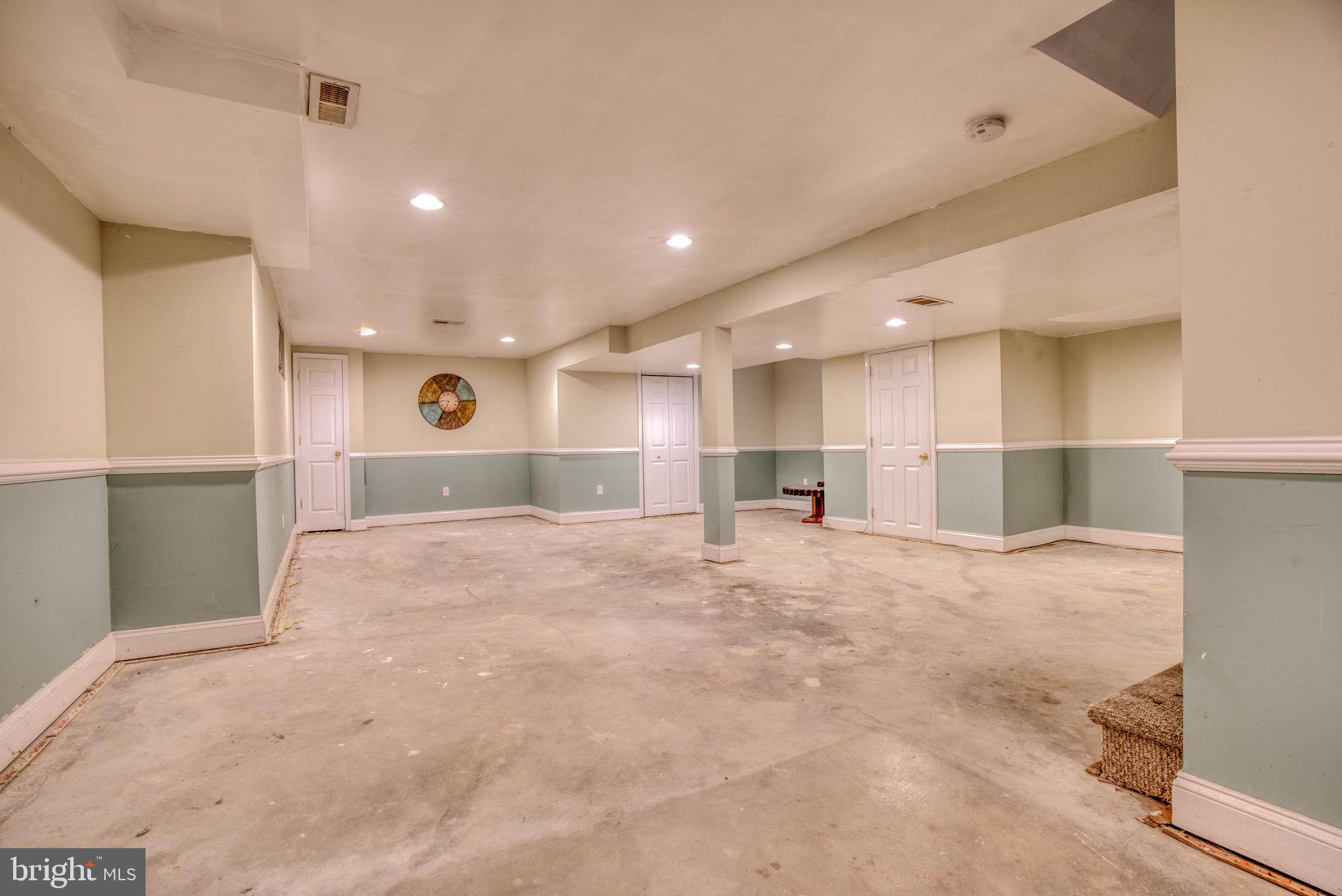 LAURAVILLE HISTORIC DISTRICT - Residential