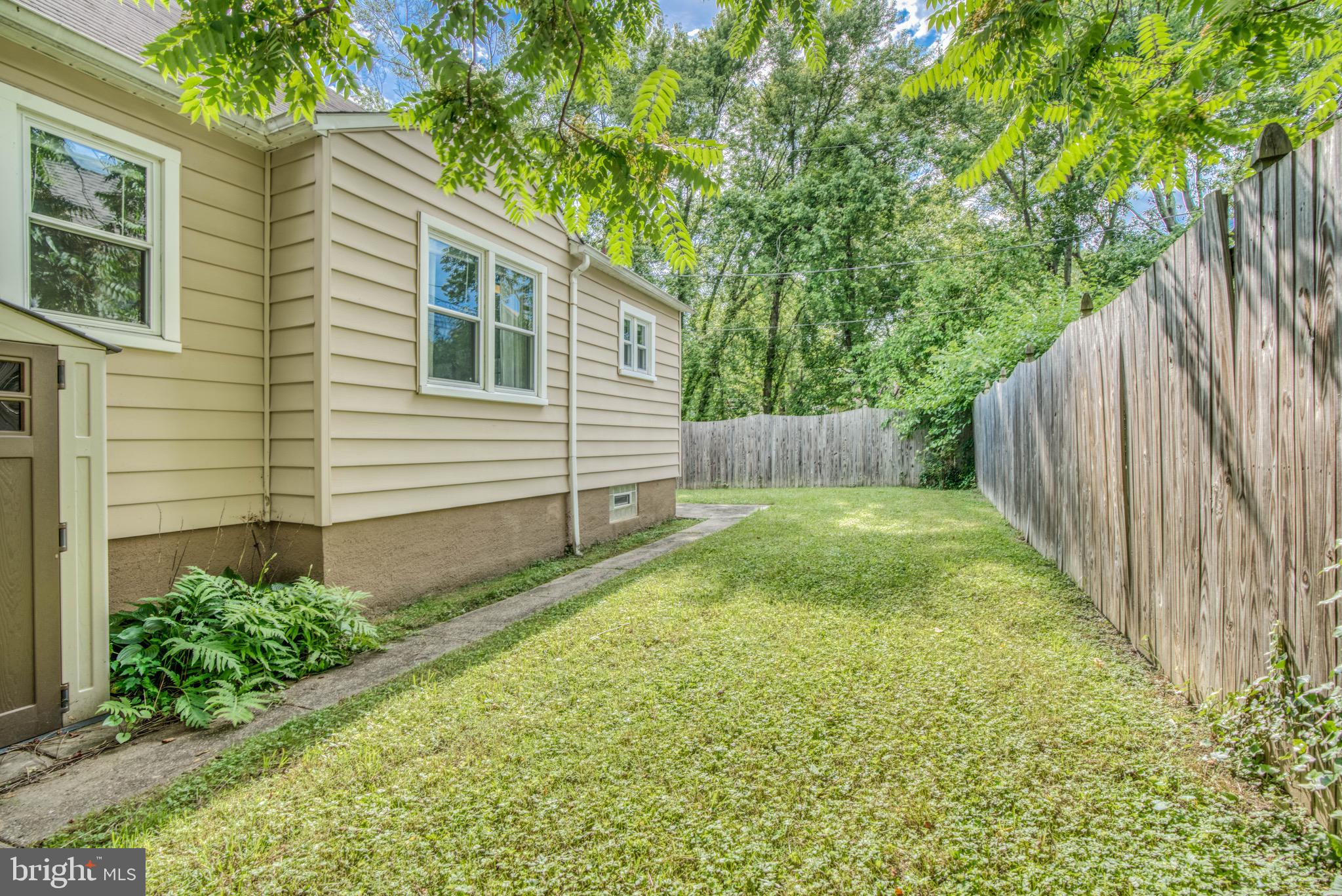 LAURAVILLE HISTORIC DISTRICT - Residential
