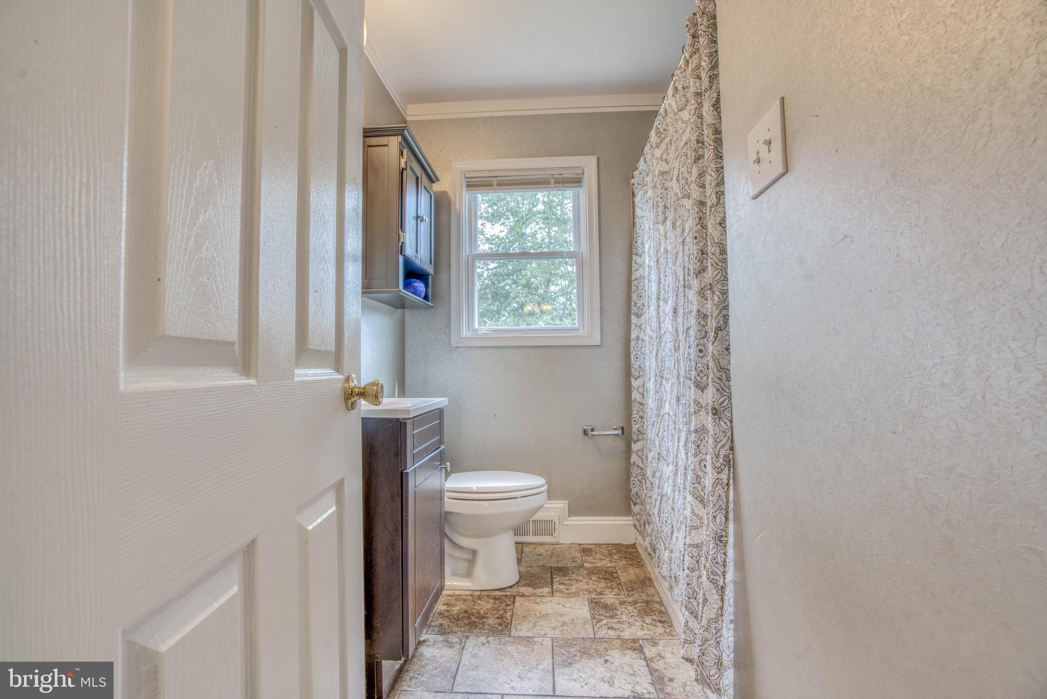 LAURAVILLE HISTORIC DISTRICT - Residential