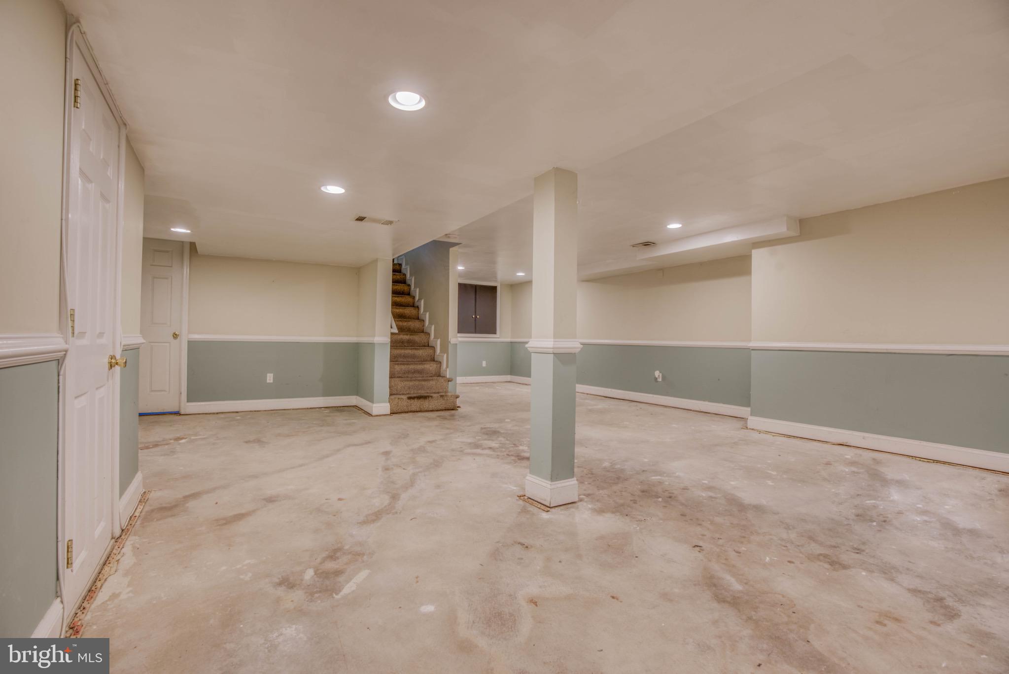 LAURAVILLE HISTORIC DISTRICT - Residential