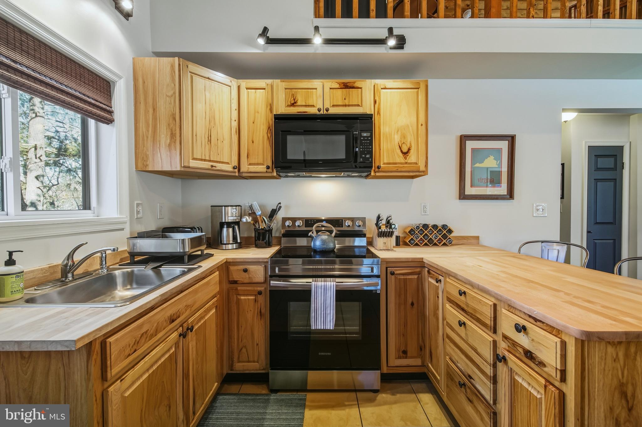 ALPINE ACRES - Residential