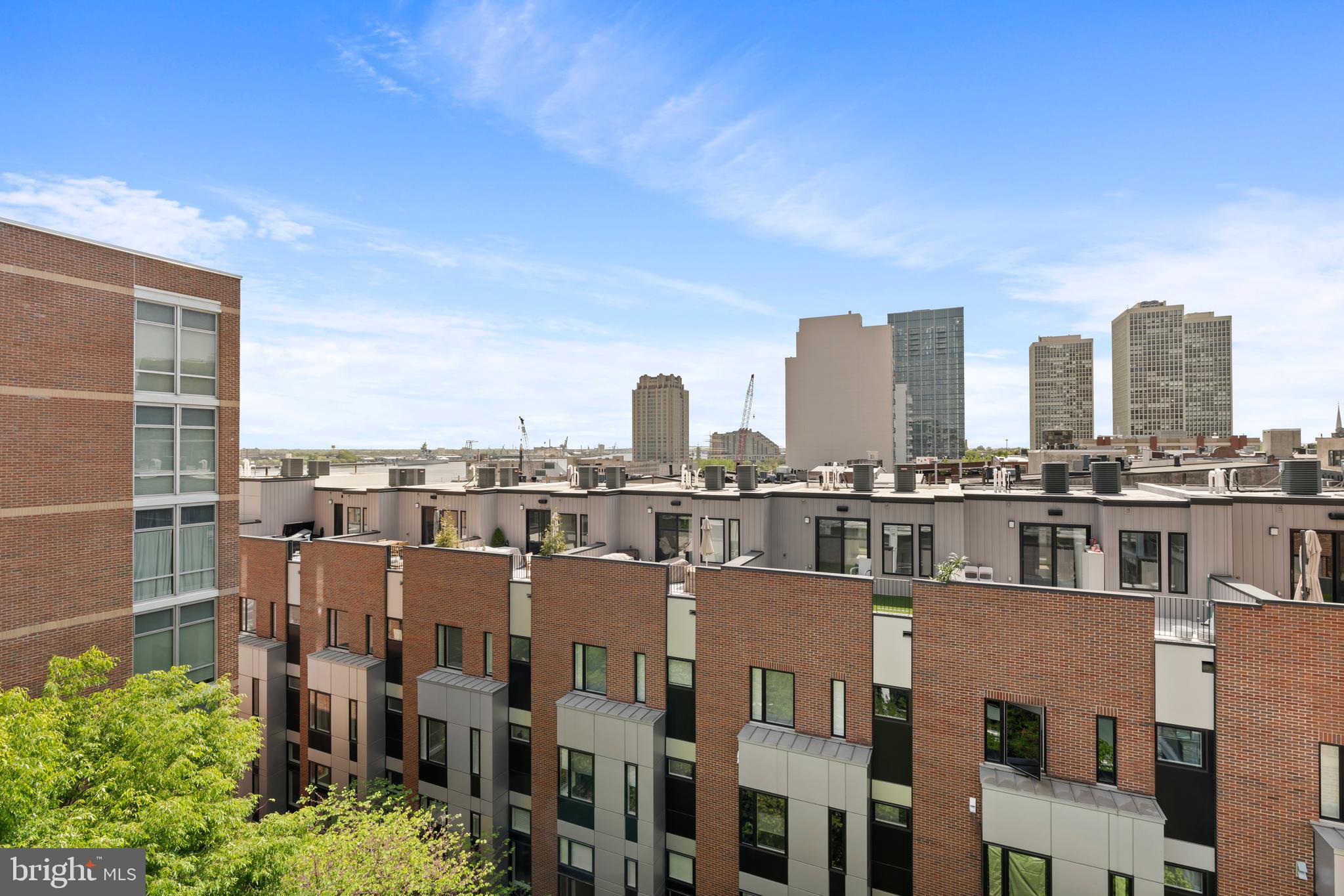OLD CITY - Residential