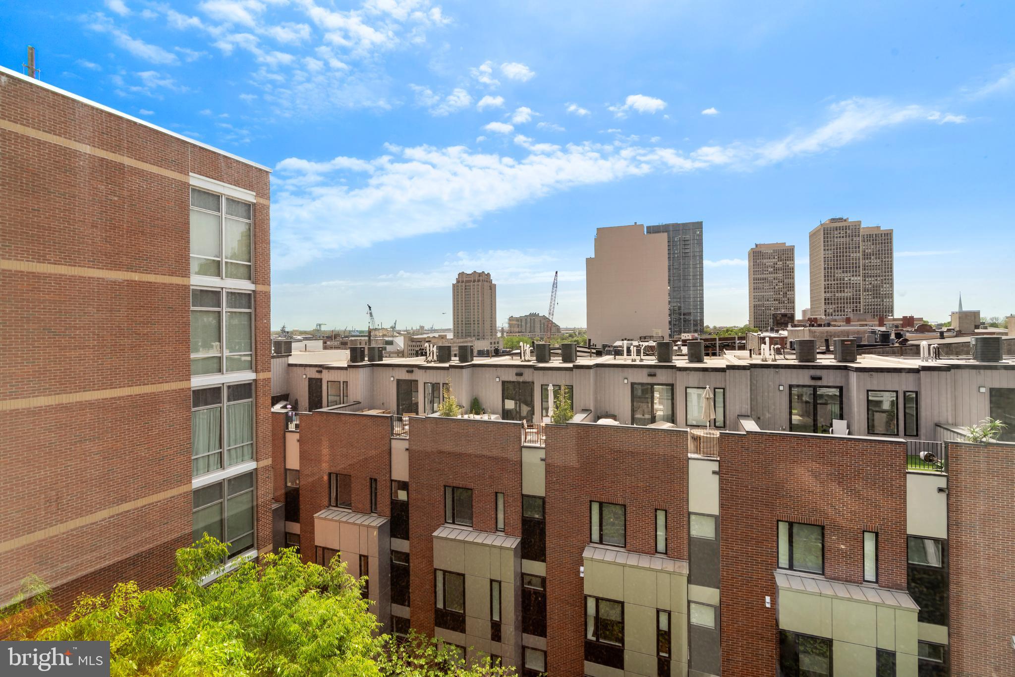 OLD CITY - Residential