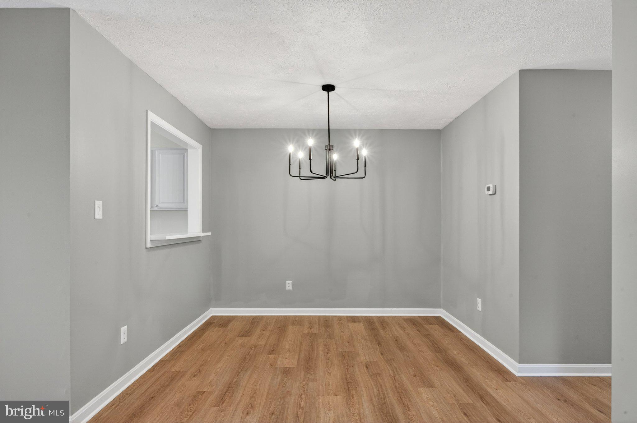 THE OAKTON - Residential