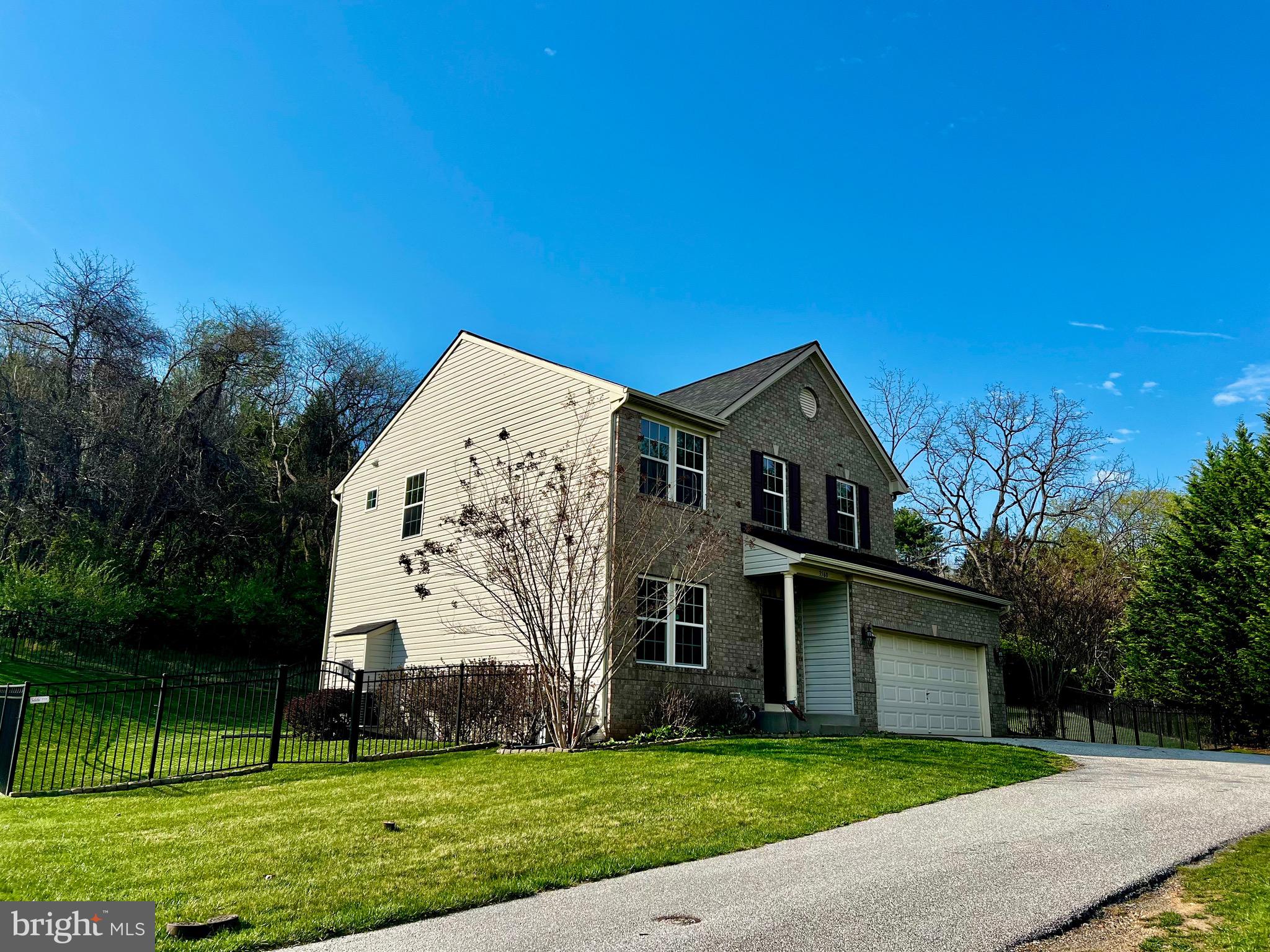 3560 SHERWIN DRIVE