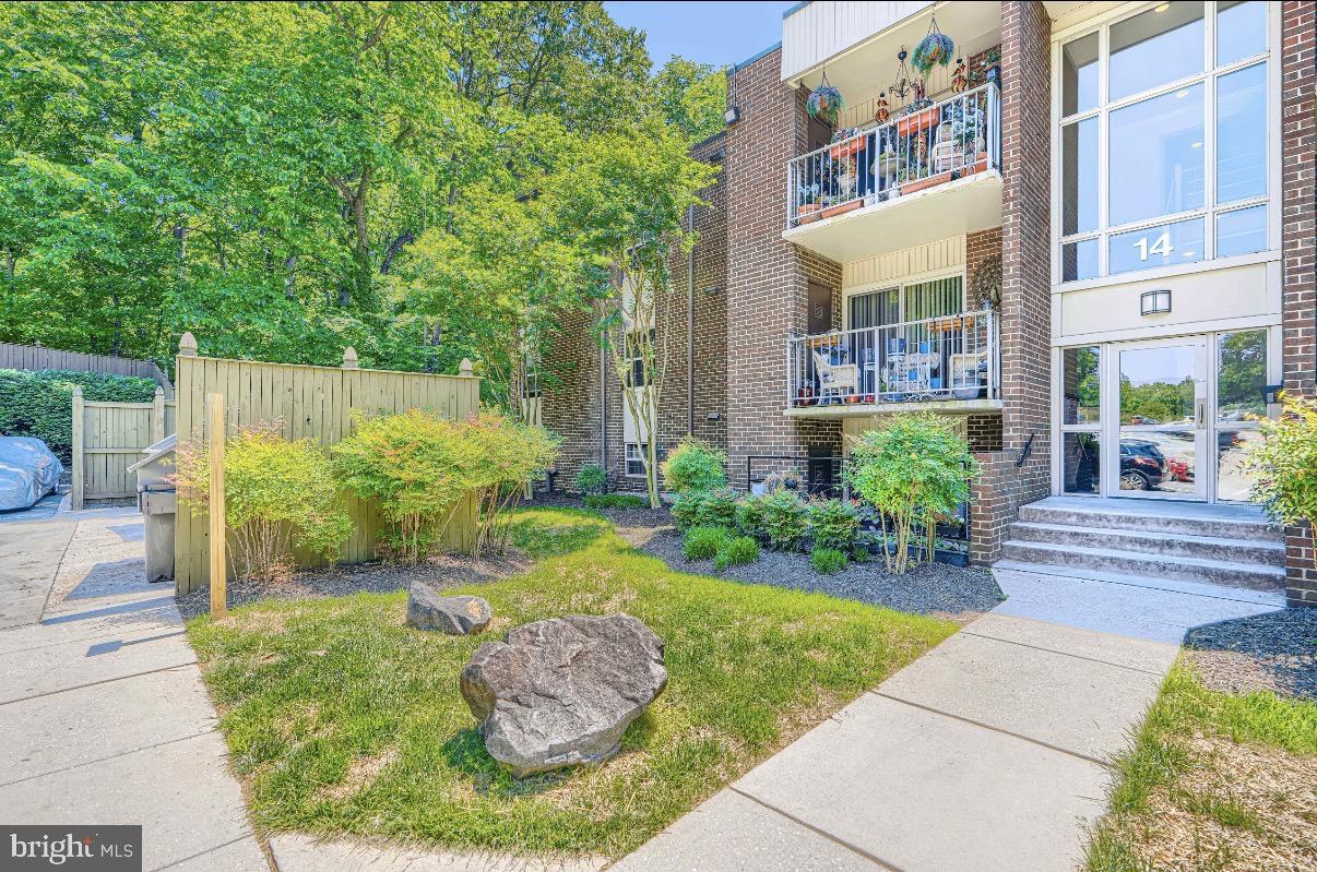 14 MOUNTBATTEN COURT