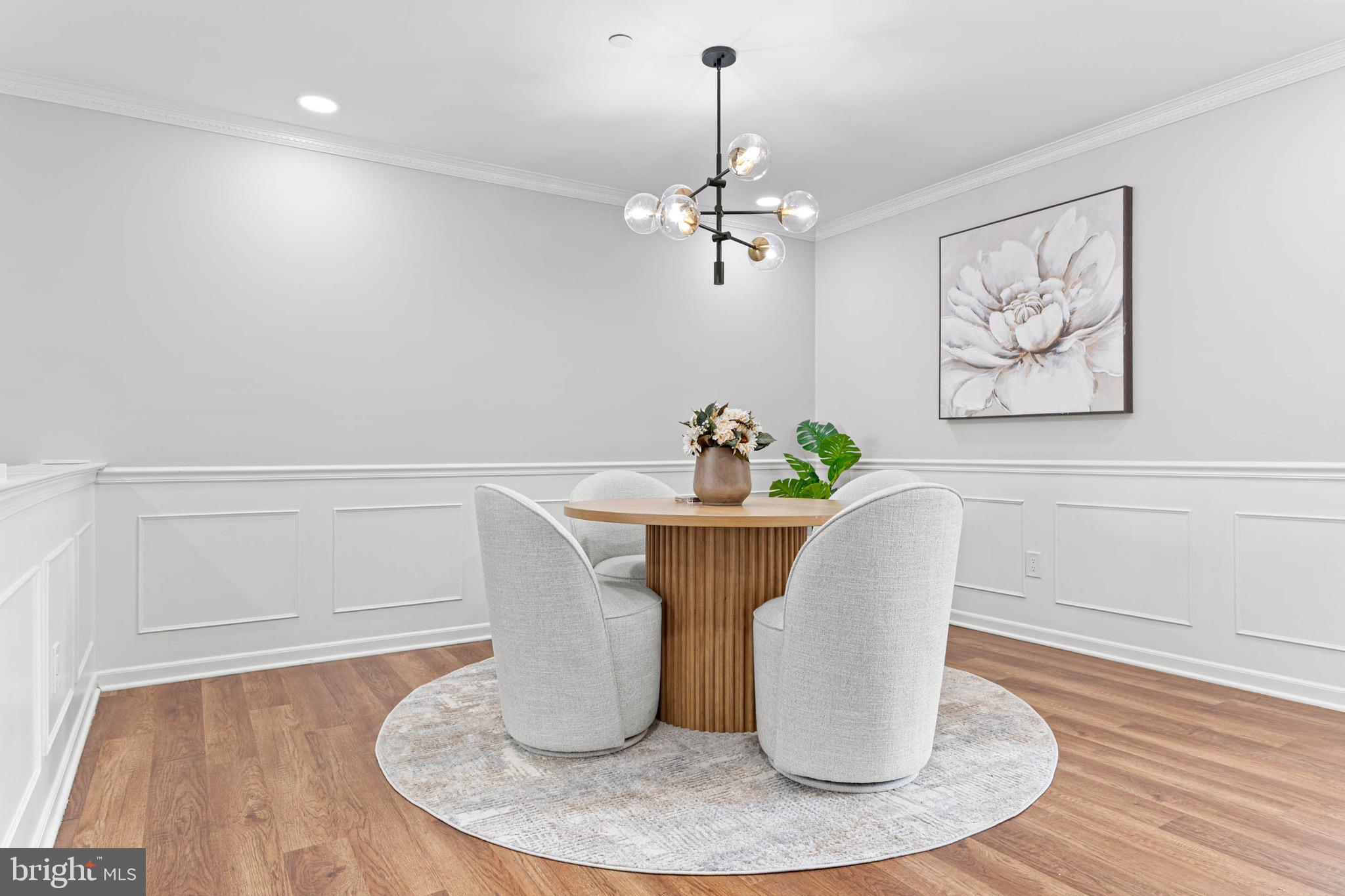 REBEL HILL - Residential