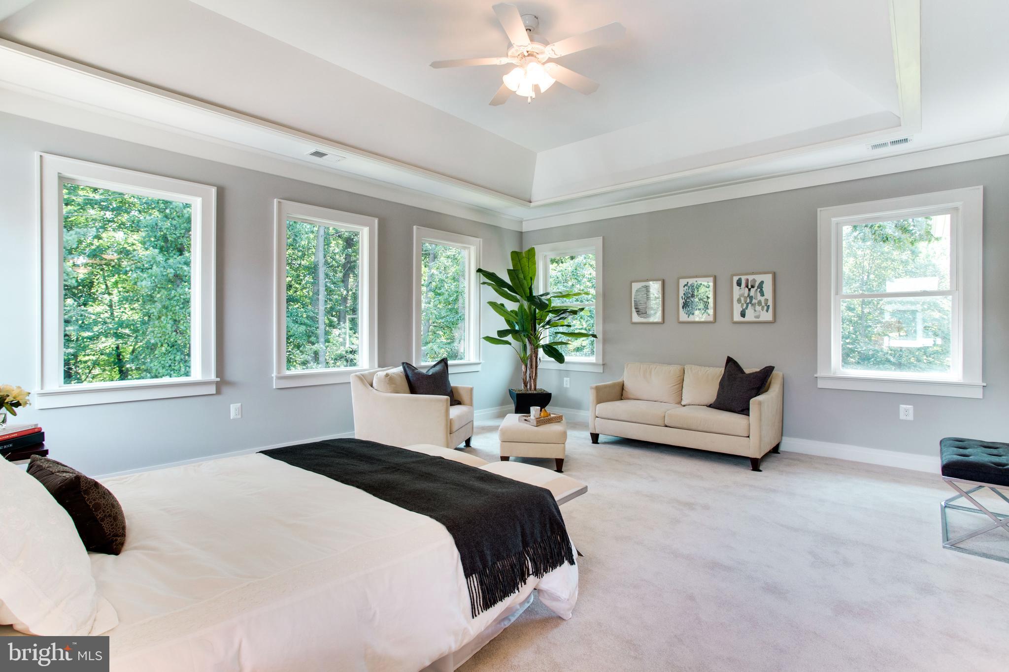 VIENNA WOODS - Residential