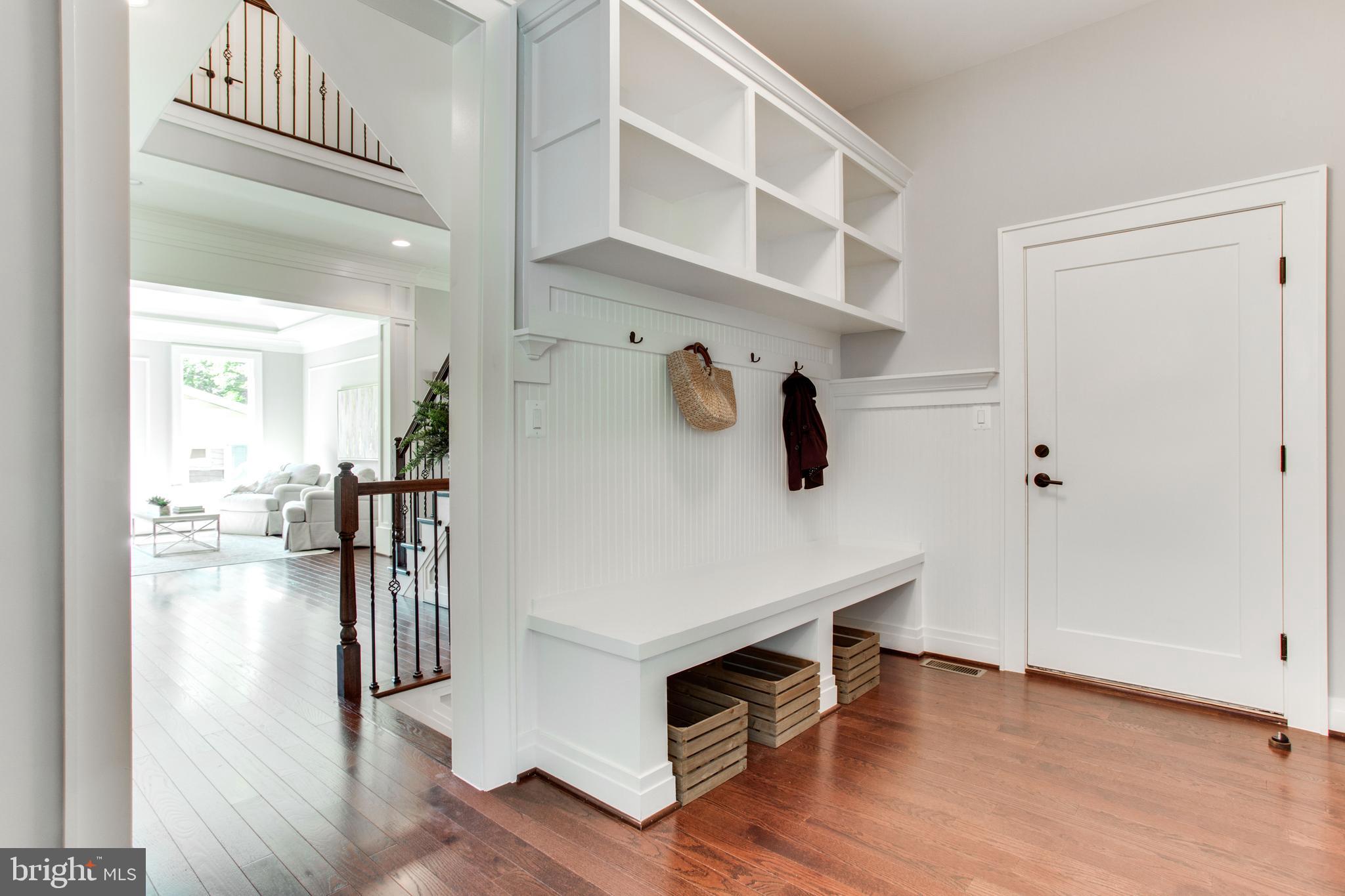 VIENNA WOODS - Residential