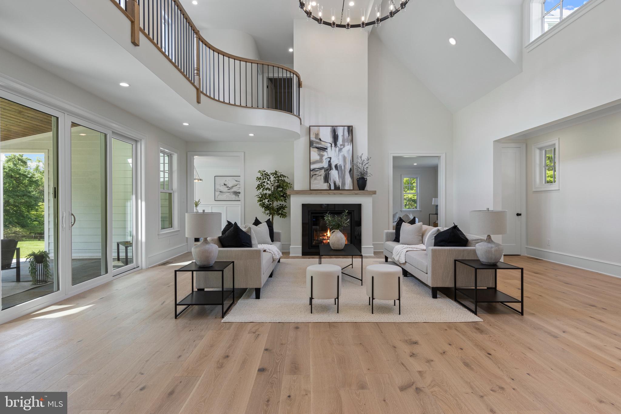 NEWTOWN SQ - Residential