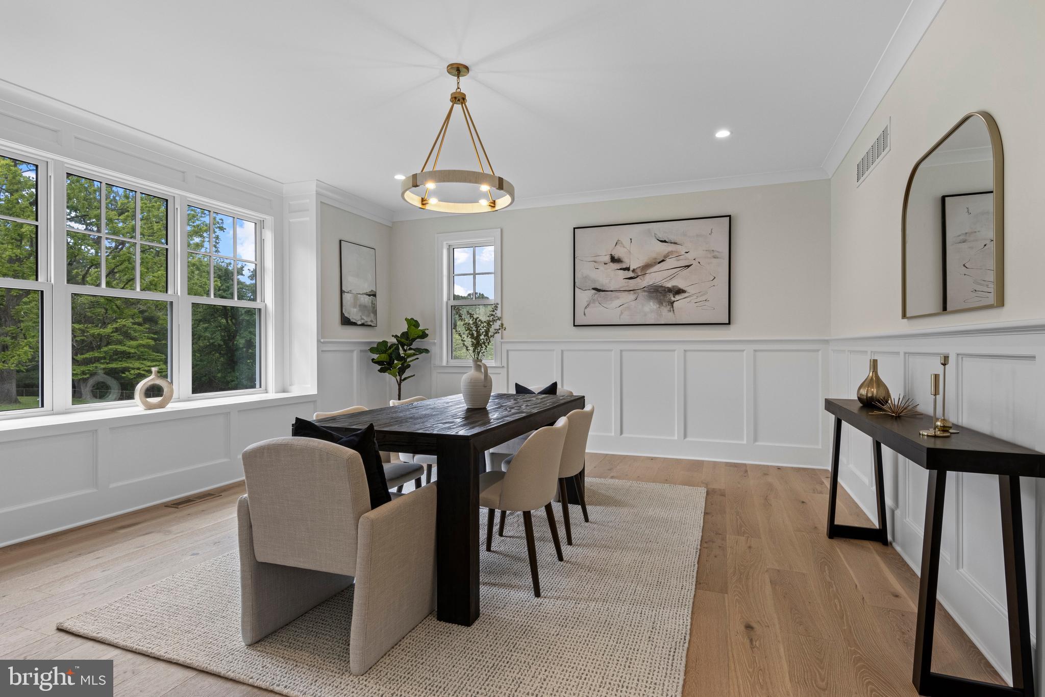 NEWTOWN SQ - Residential