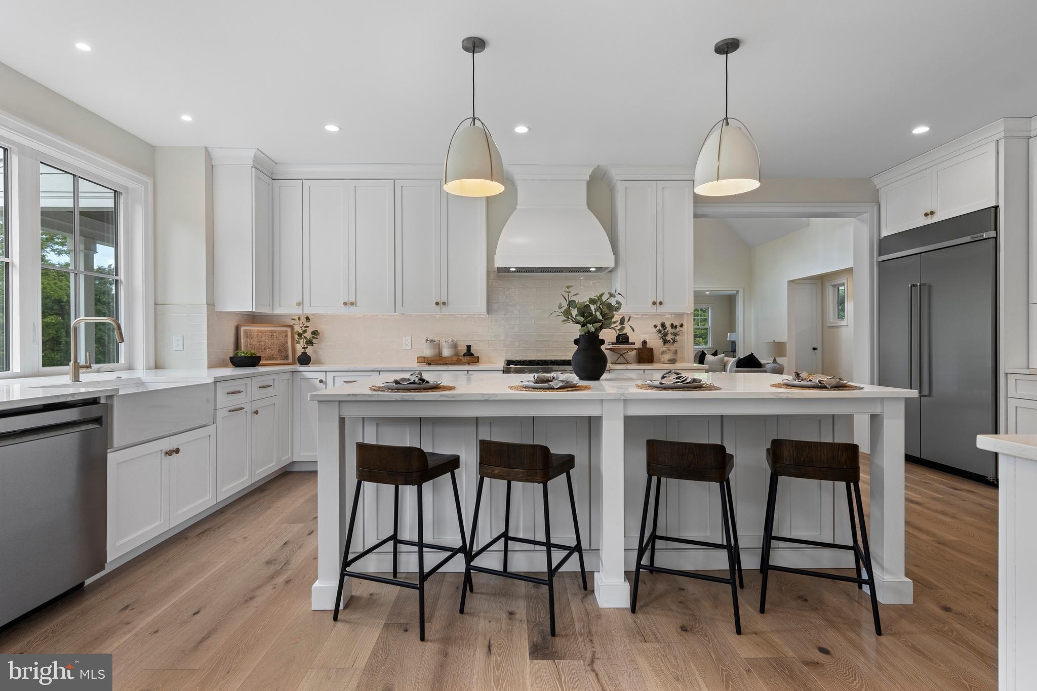 NEWTOWN SQ - Residential