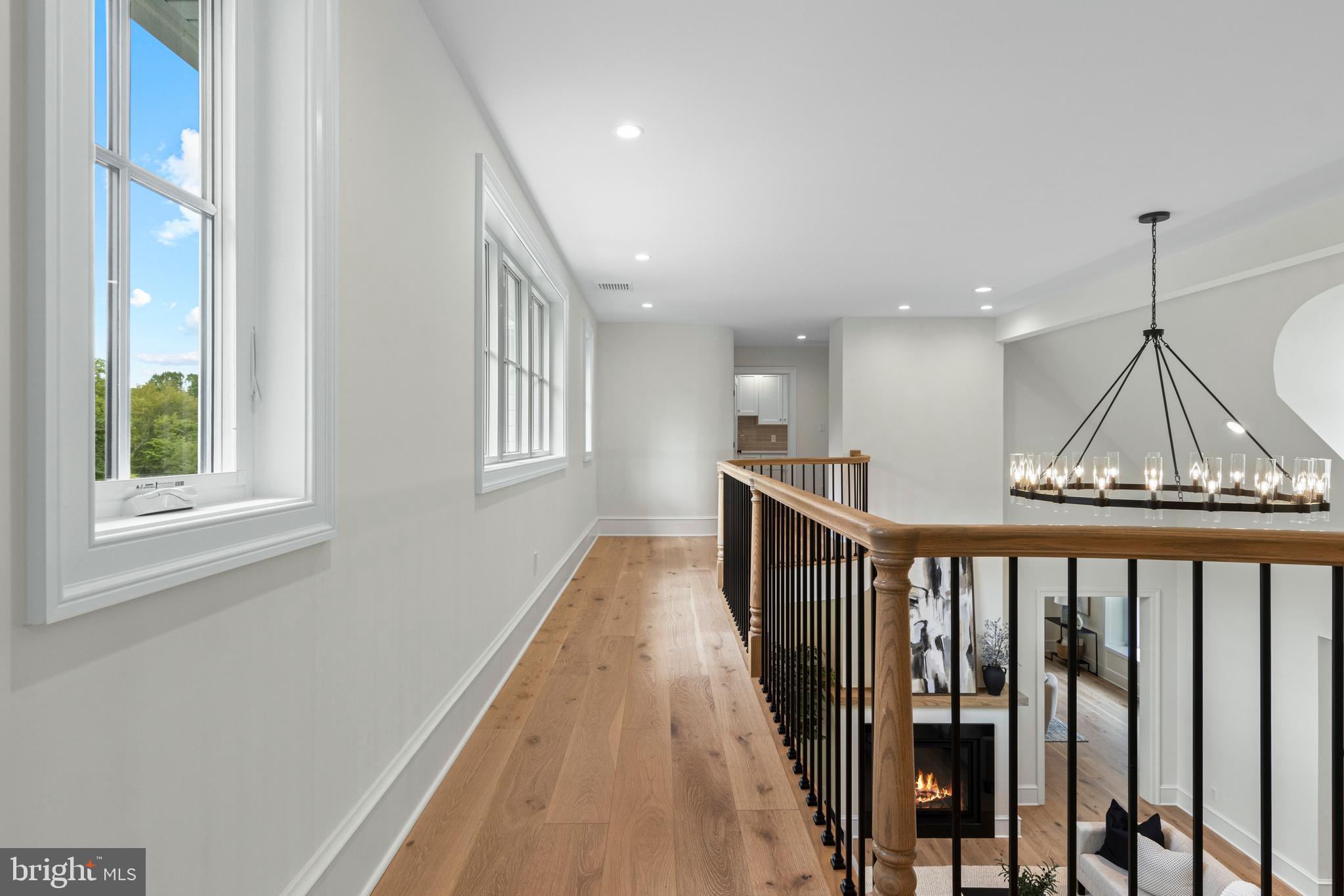 NEWTOWN SQ - Residential