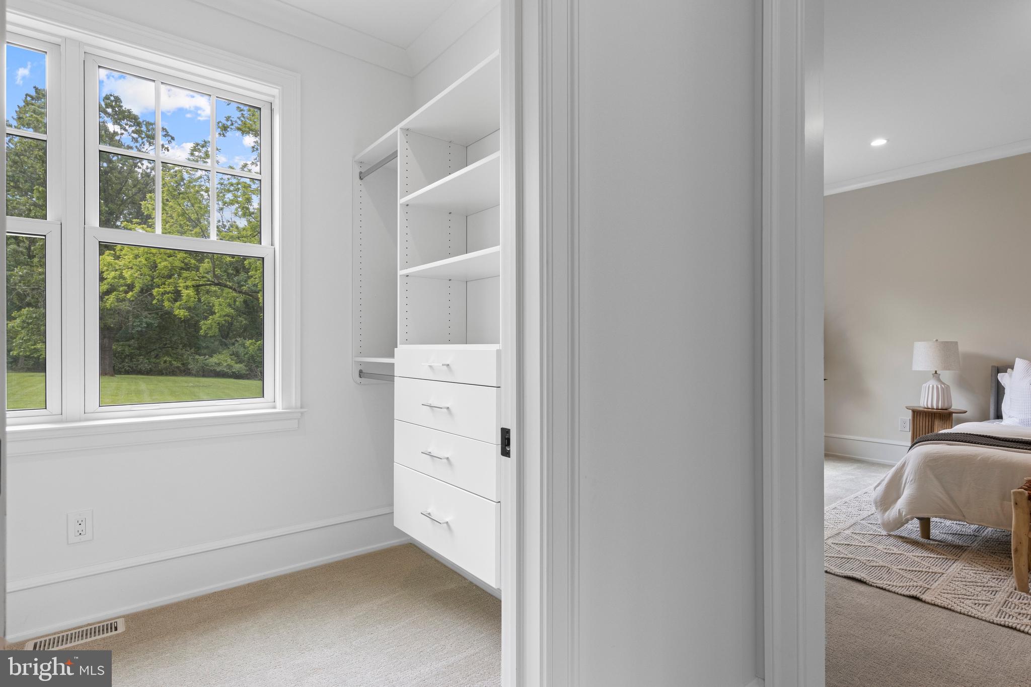 NEWTOWN SQ - Residential