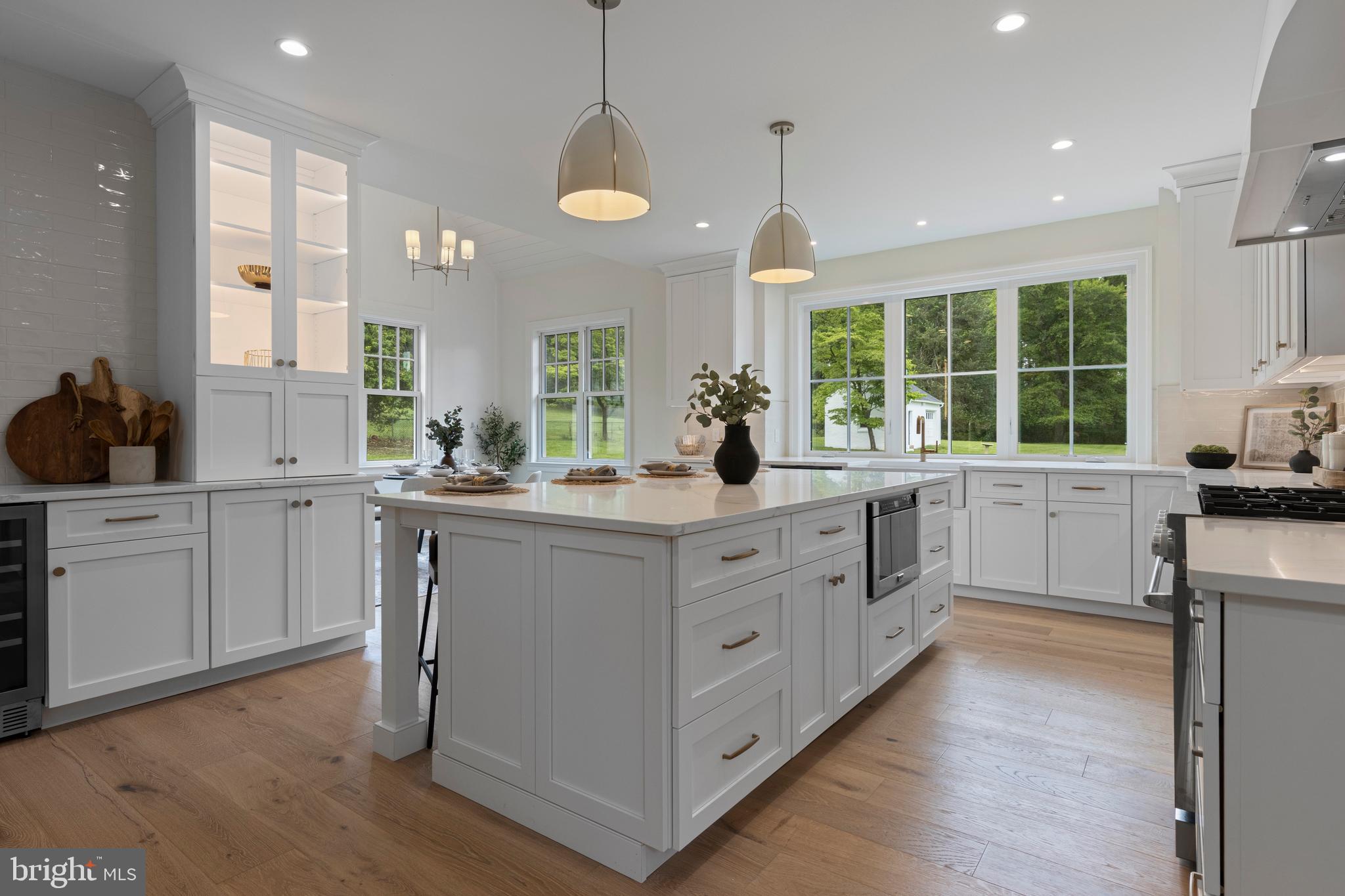 NEWTOWN SQ - Residential