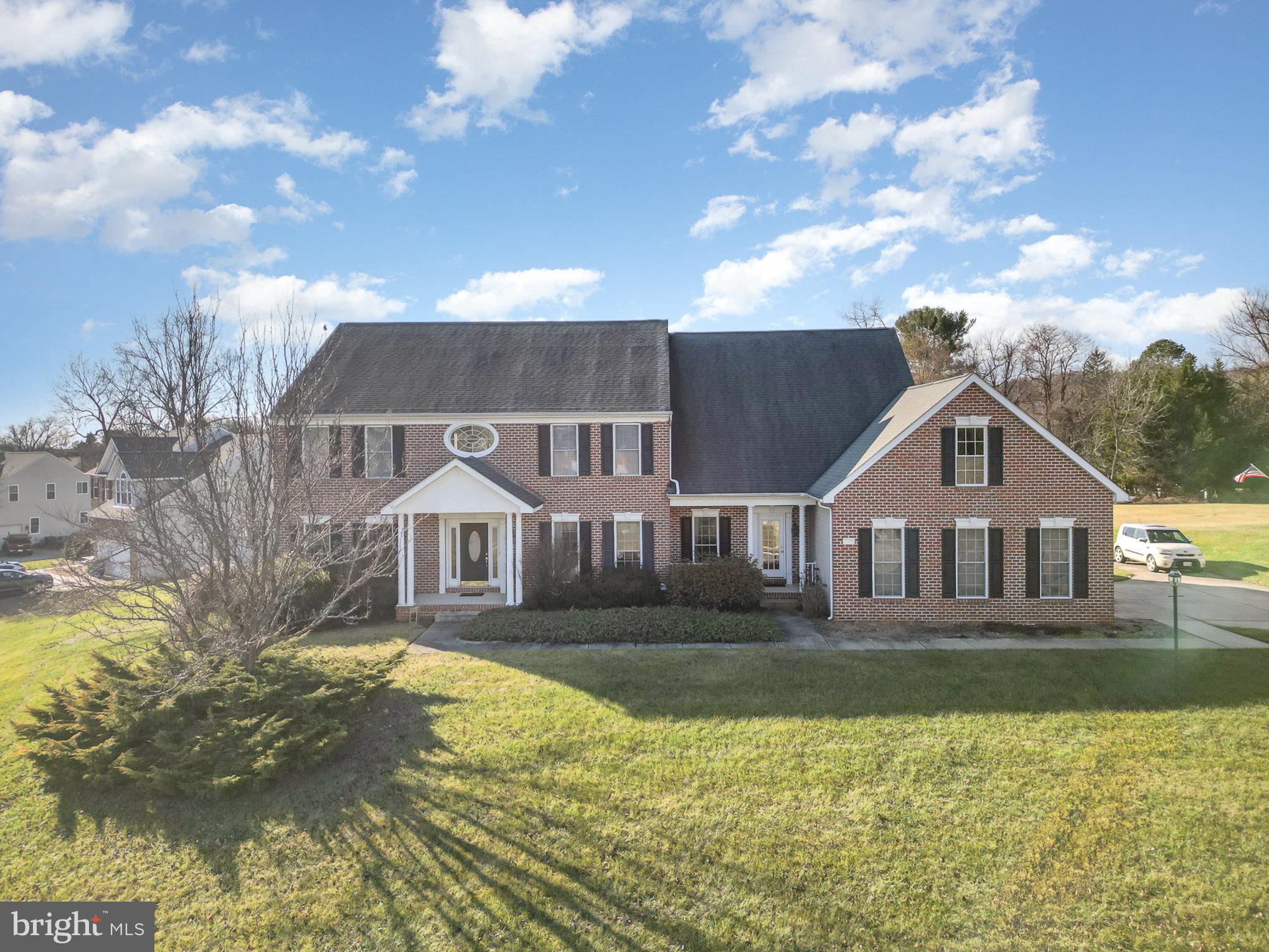 GREENS AT ROCK GLENN - Residential