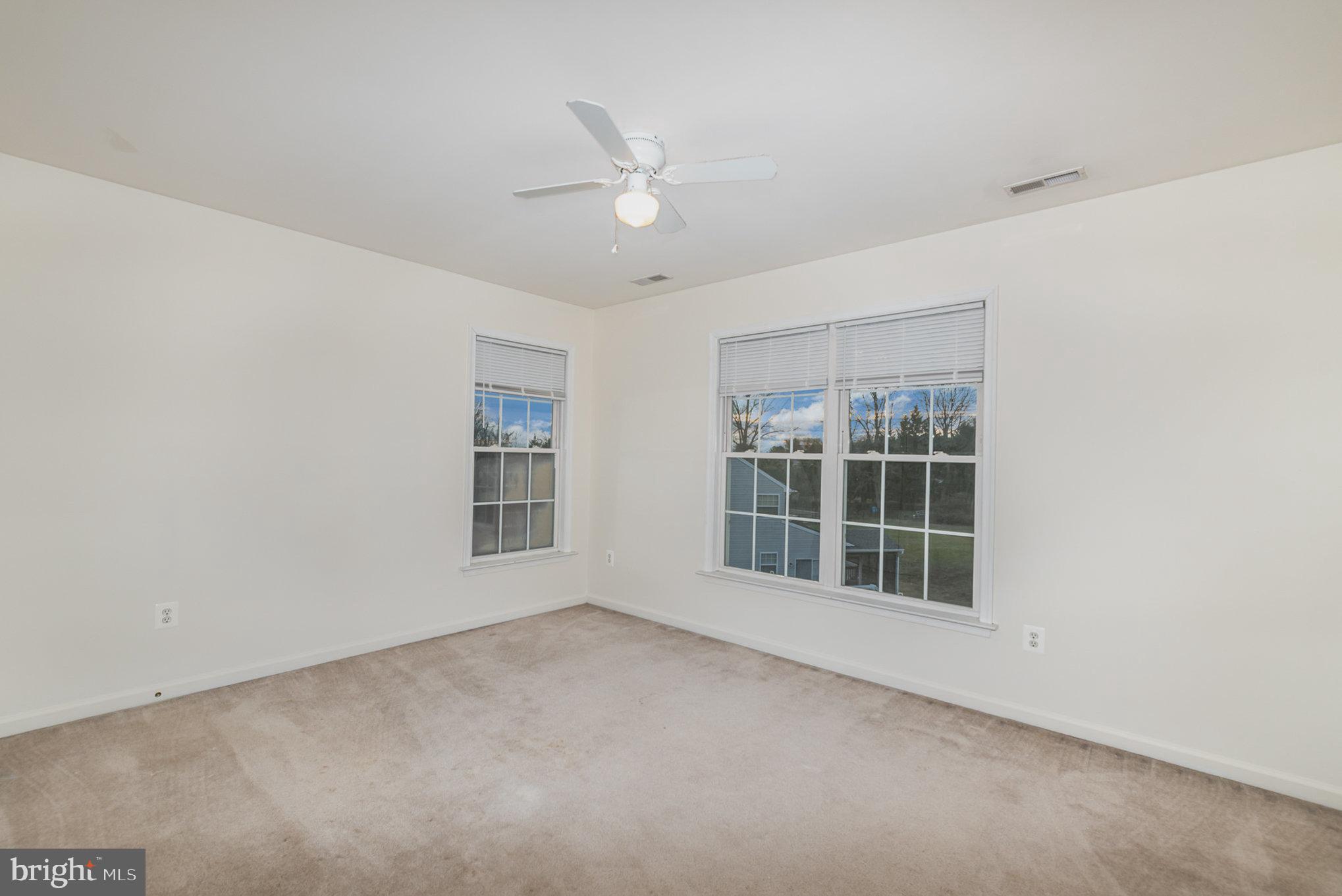 GREENS AT ROCK GLENN - Residential