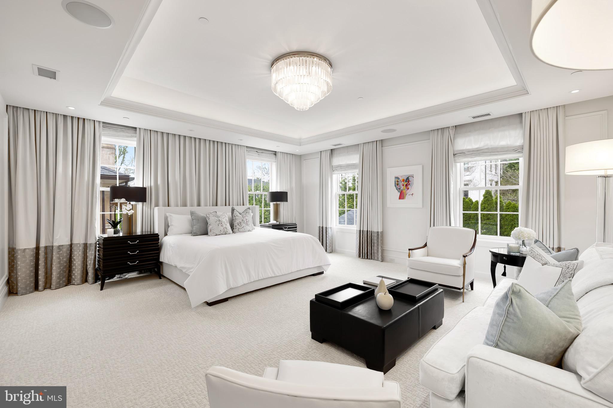 PHILLIPS PARK - Residential