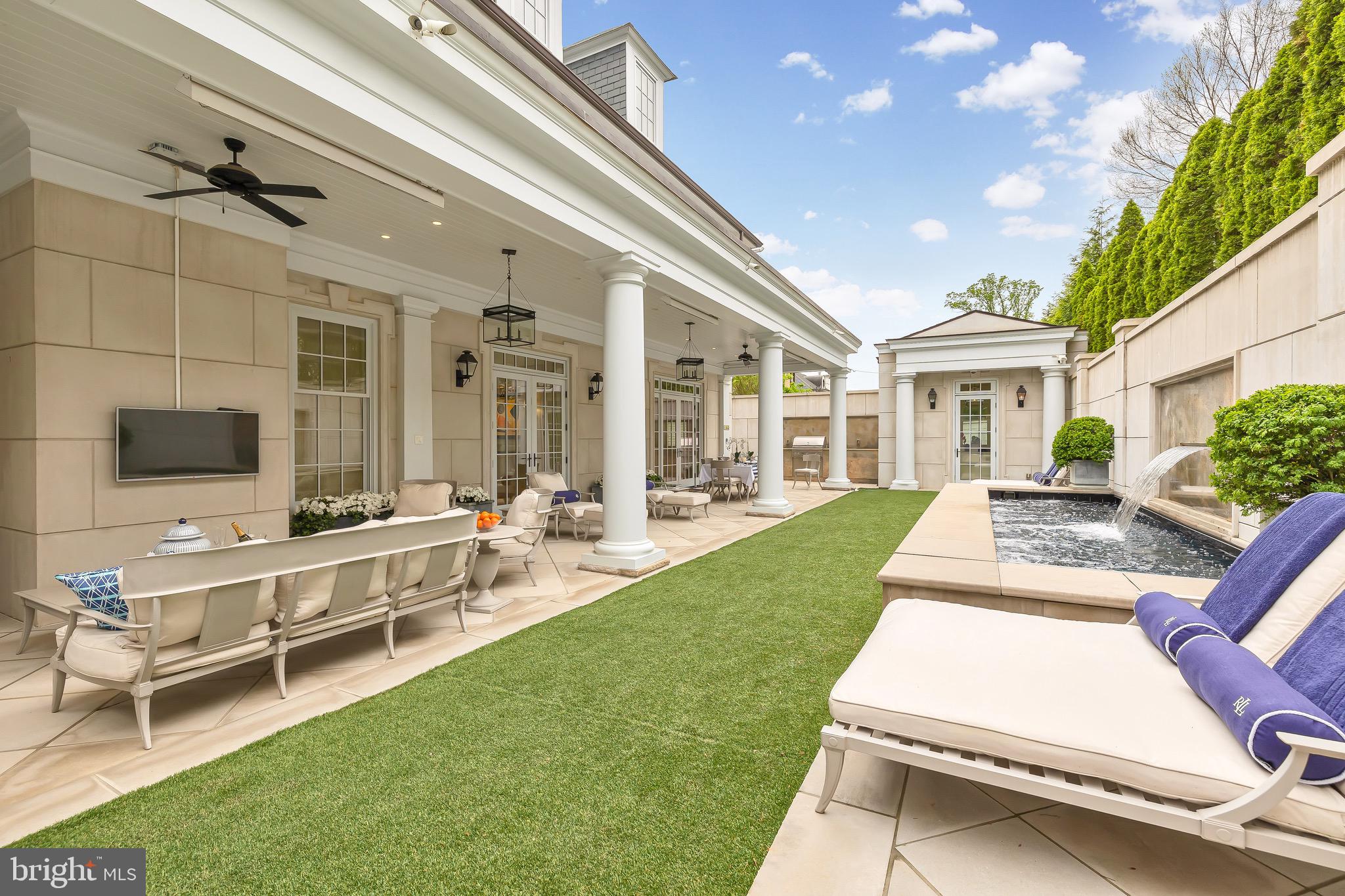 PHILLIPS PARK - Residential