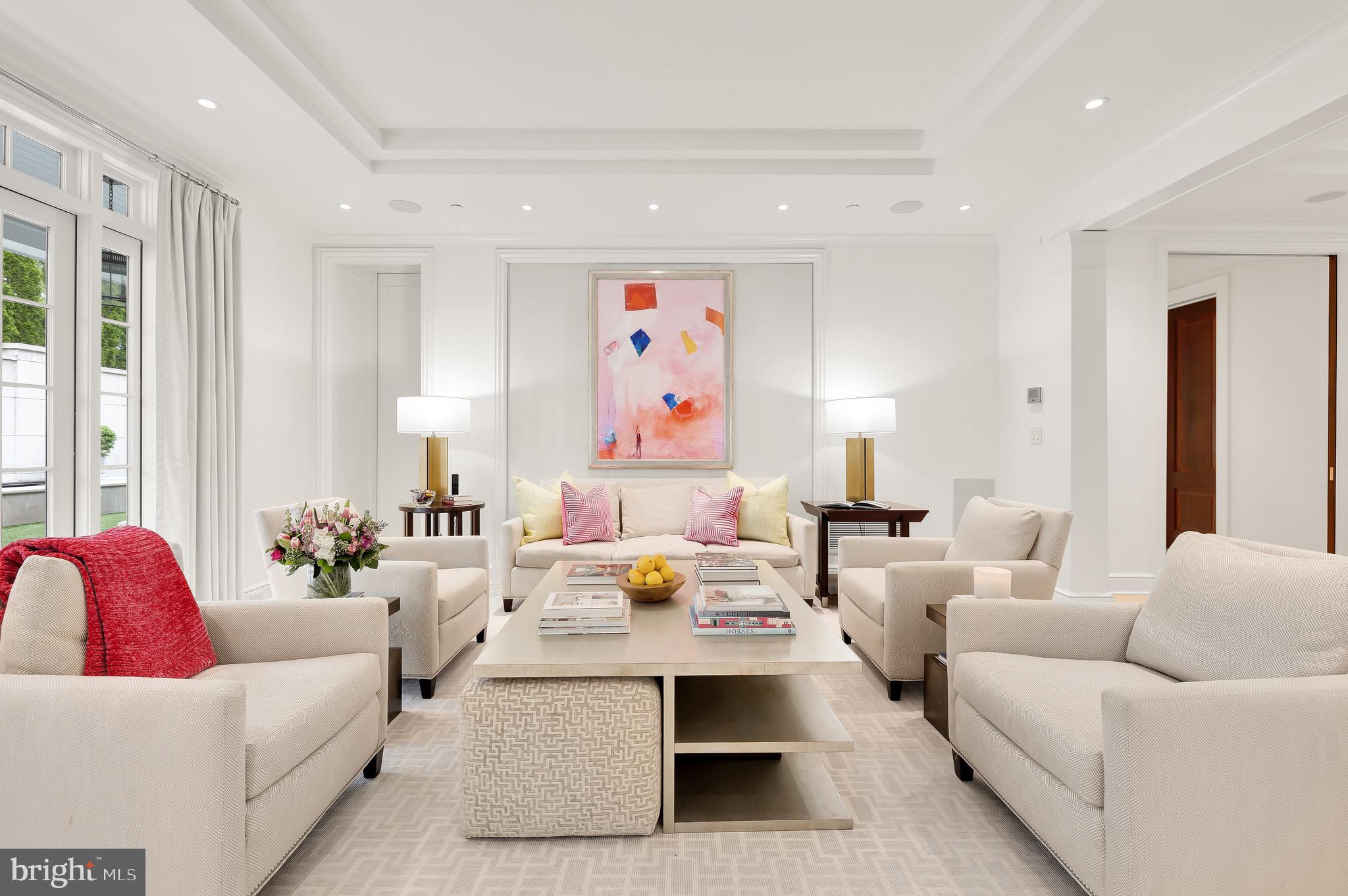 PHILLIPS PARK - Residential