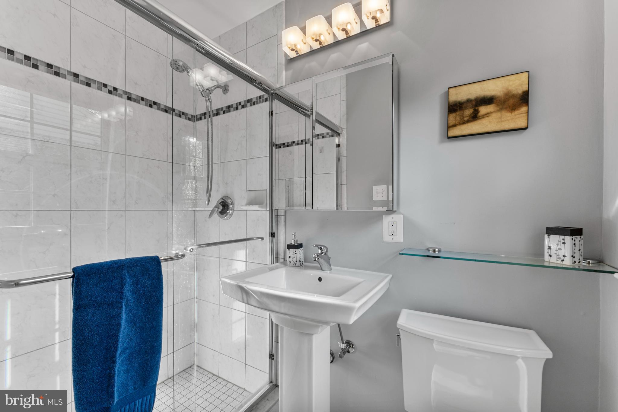 WOODSIDE FOREST - Residential