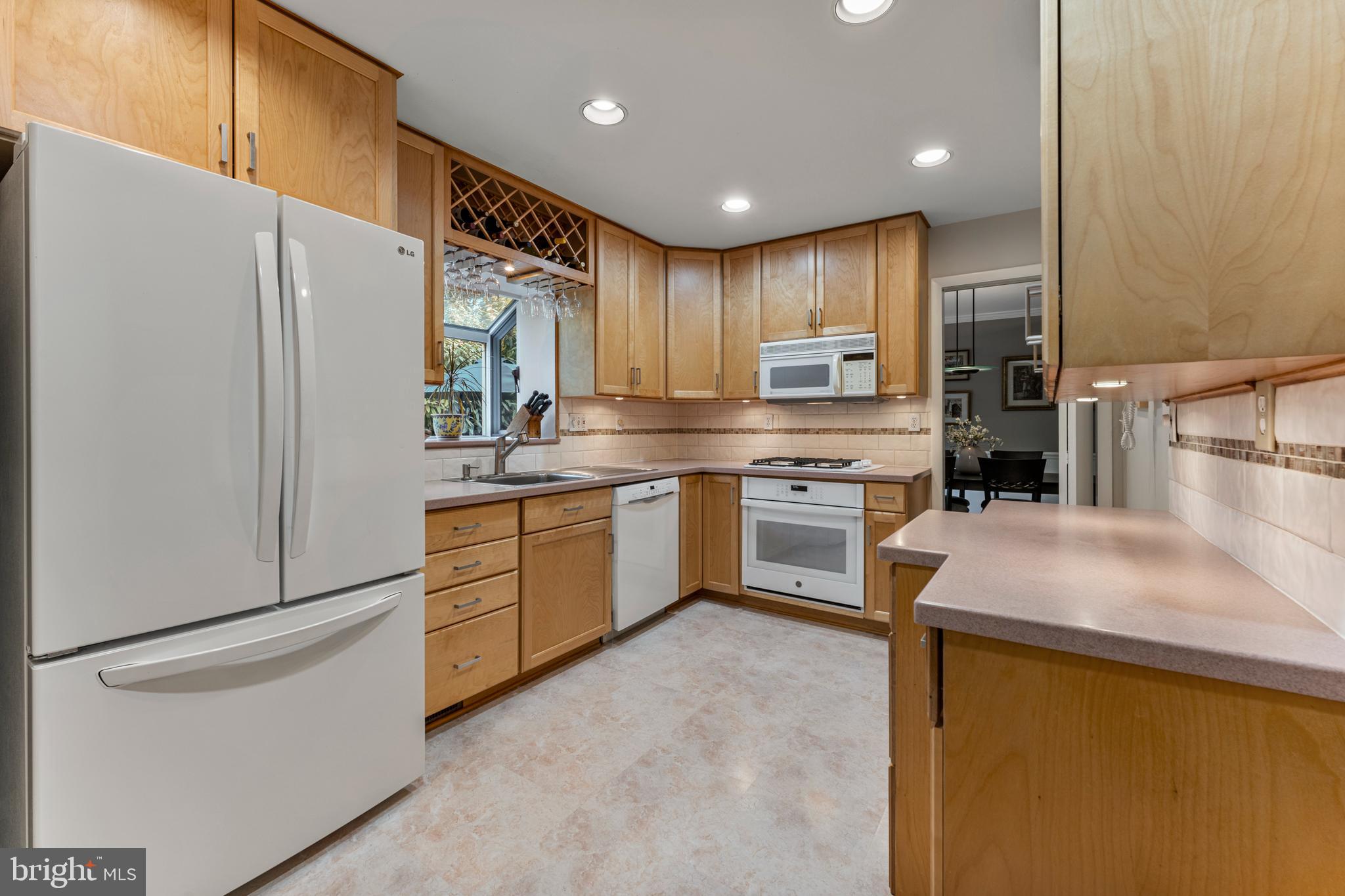 WOODSIDE FOREST - Residential