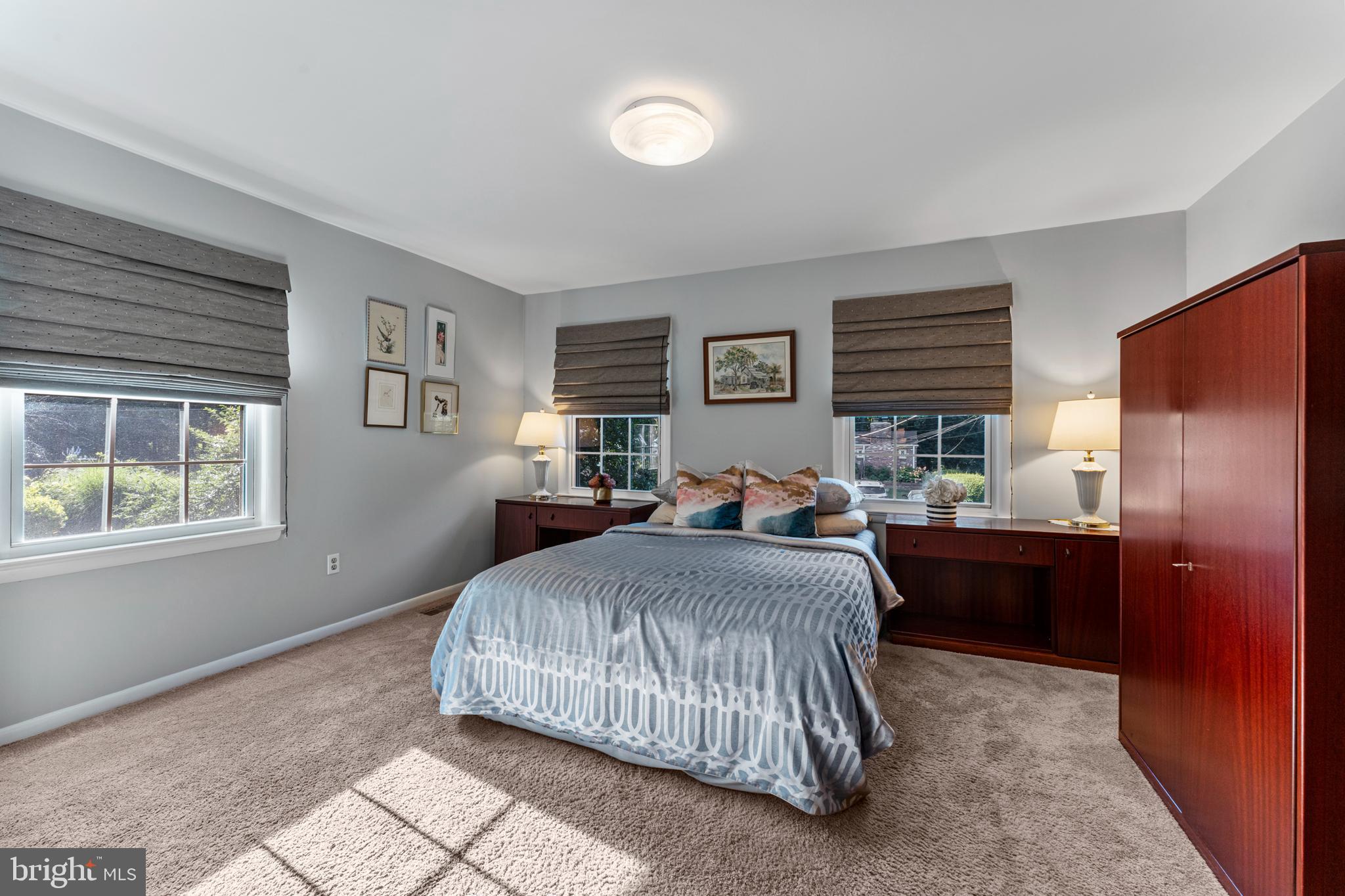 WOODSIDE FOREST - Residential