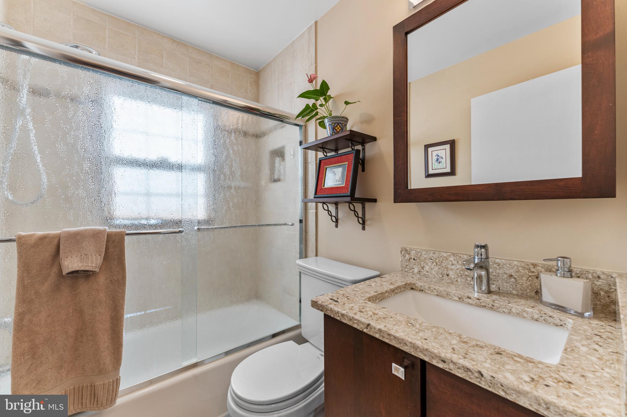 WOODSIDE FOREST - Residential