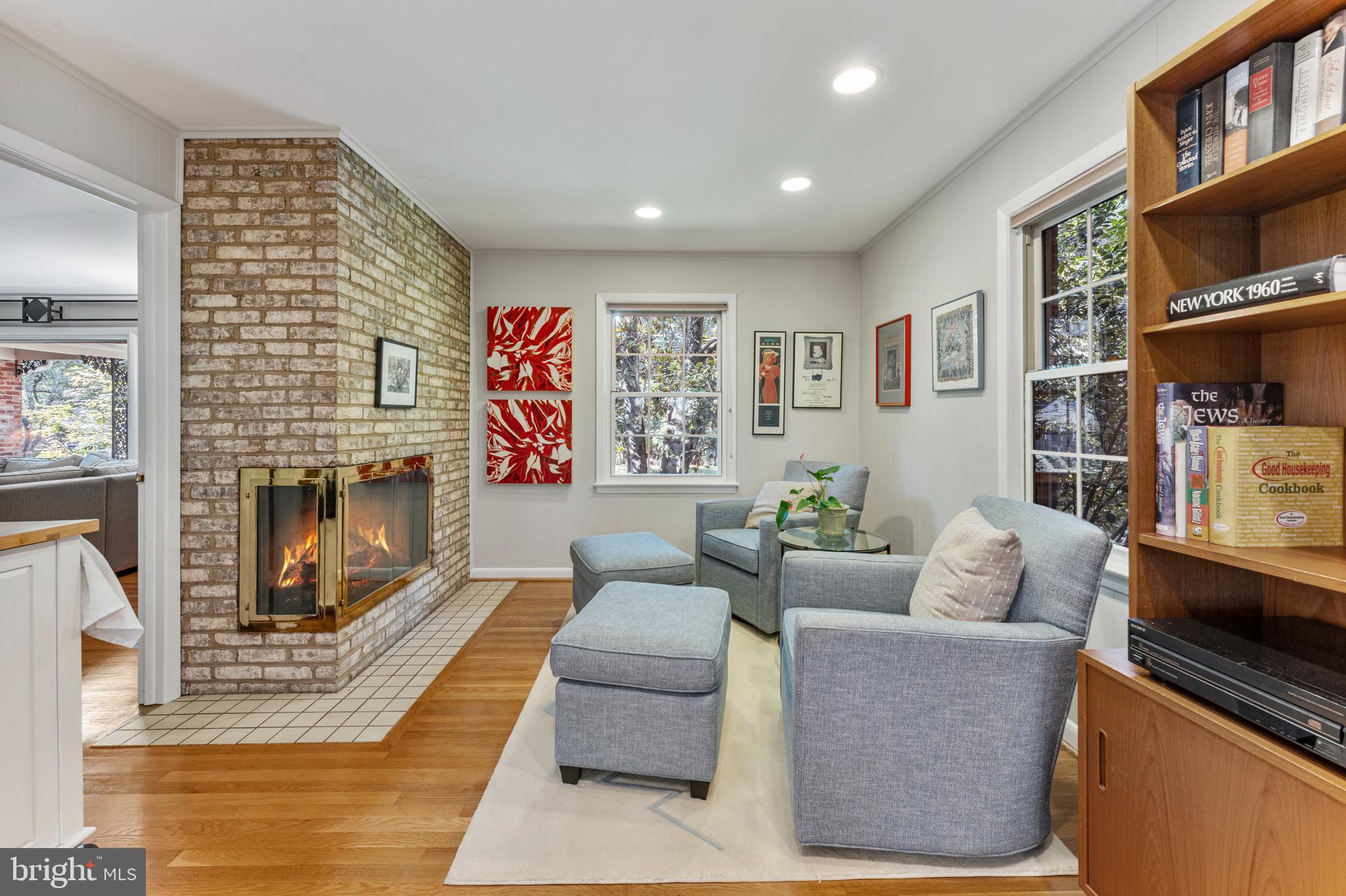 WOODSIDE FOREST - Residential