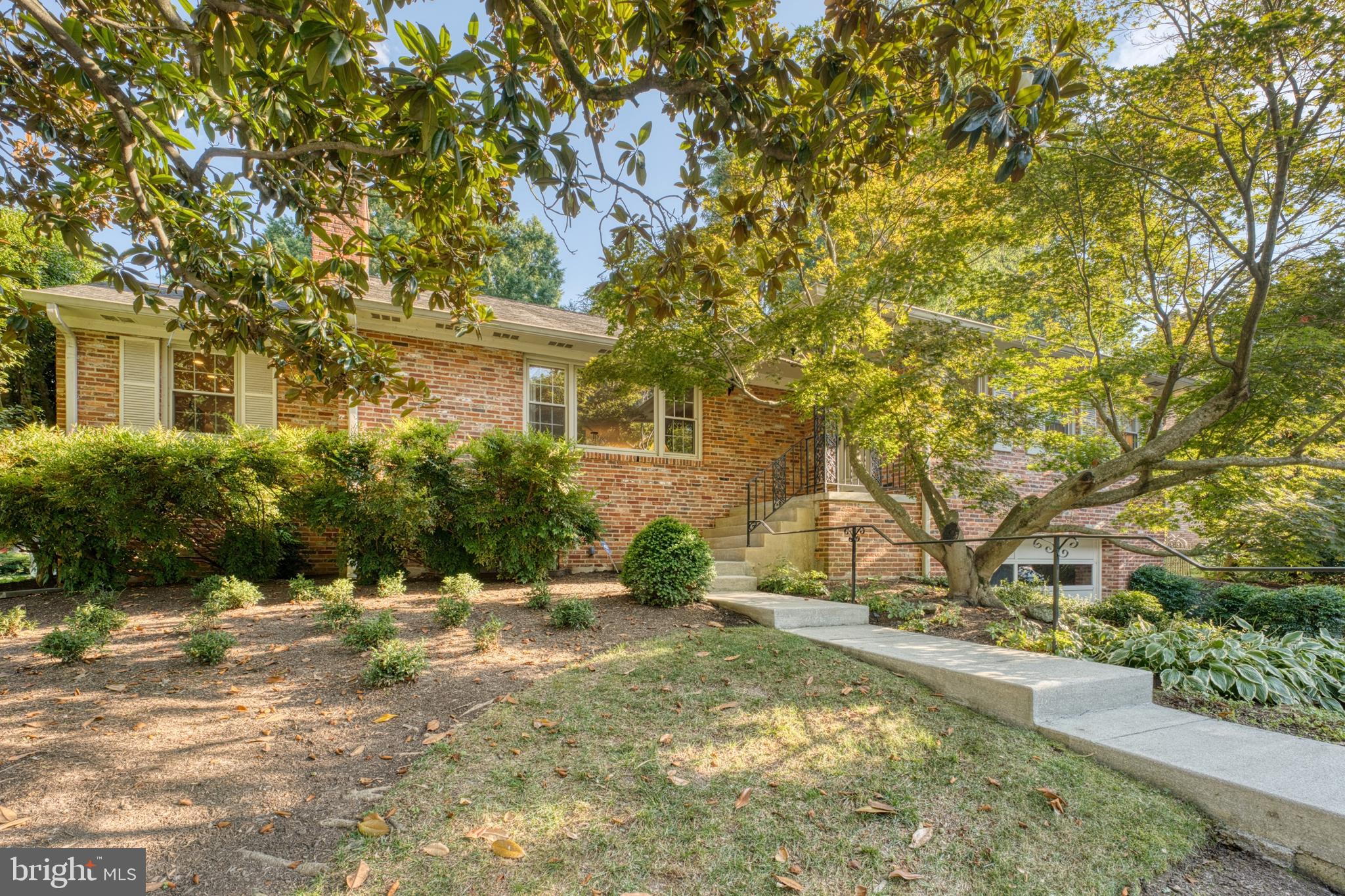 WOODSIDE FOREST - Residential