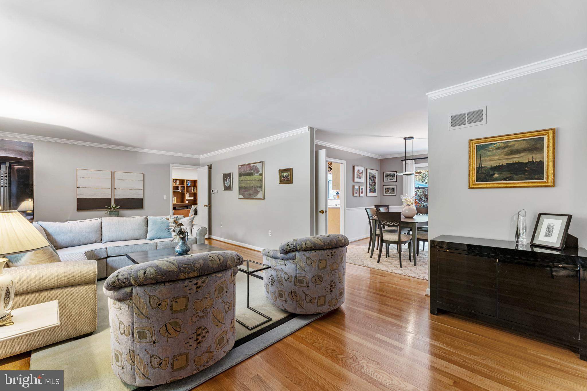 WOODSIDE FOREST - Residential