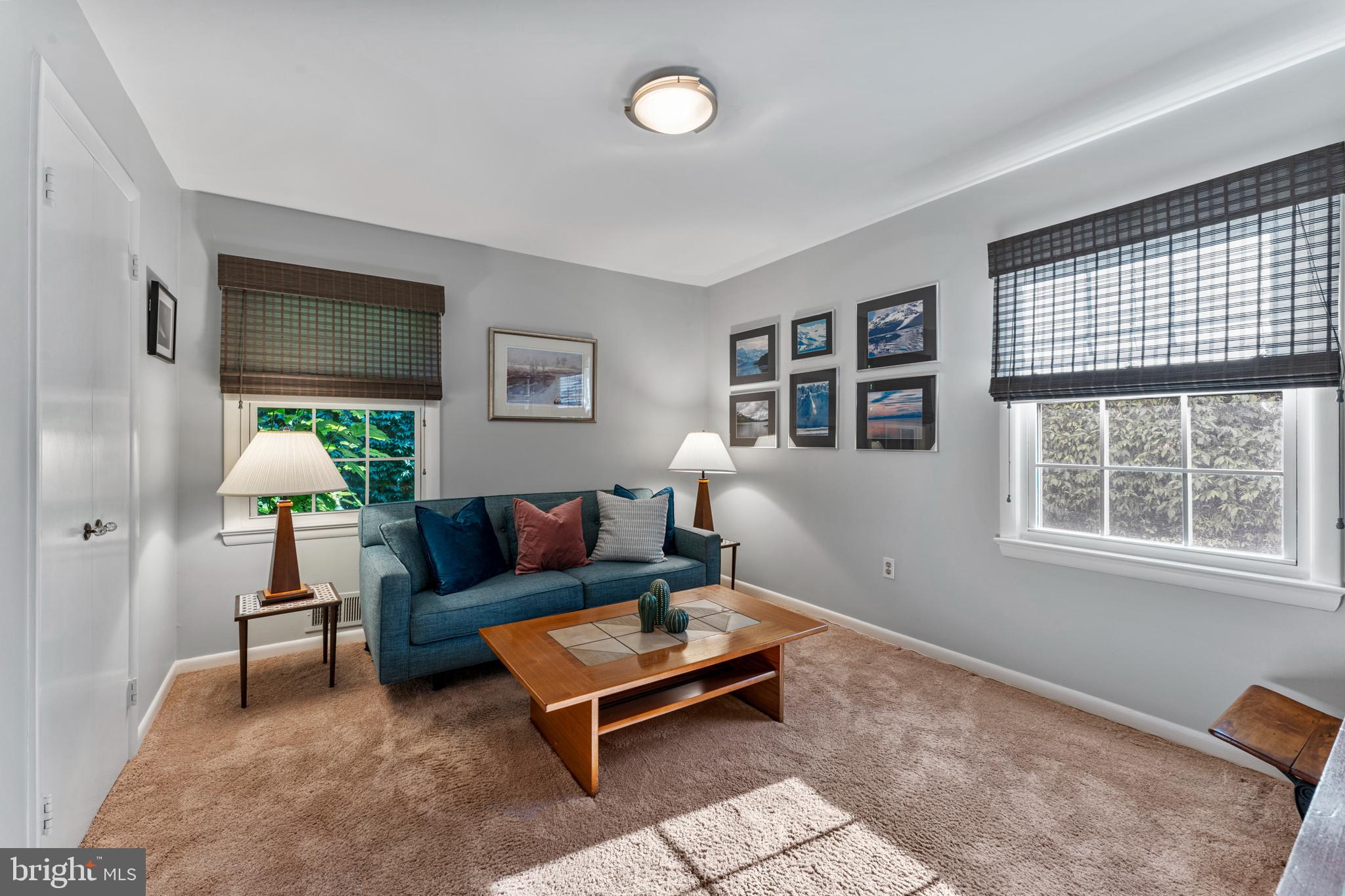 WOODSIDE FOREST - Residential