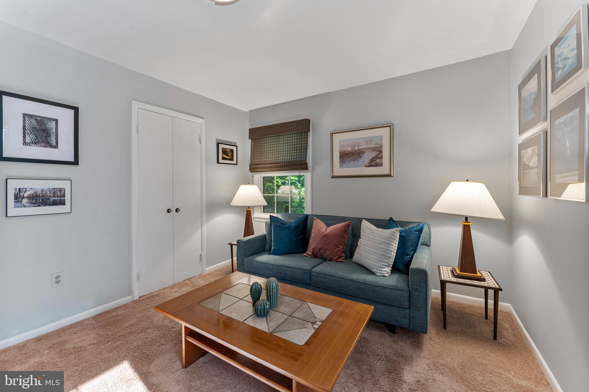 WOODSIDE FOREST - Residential