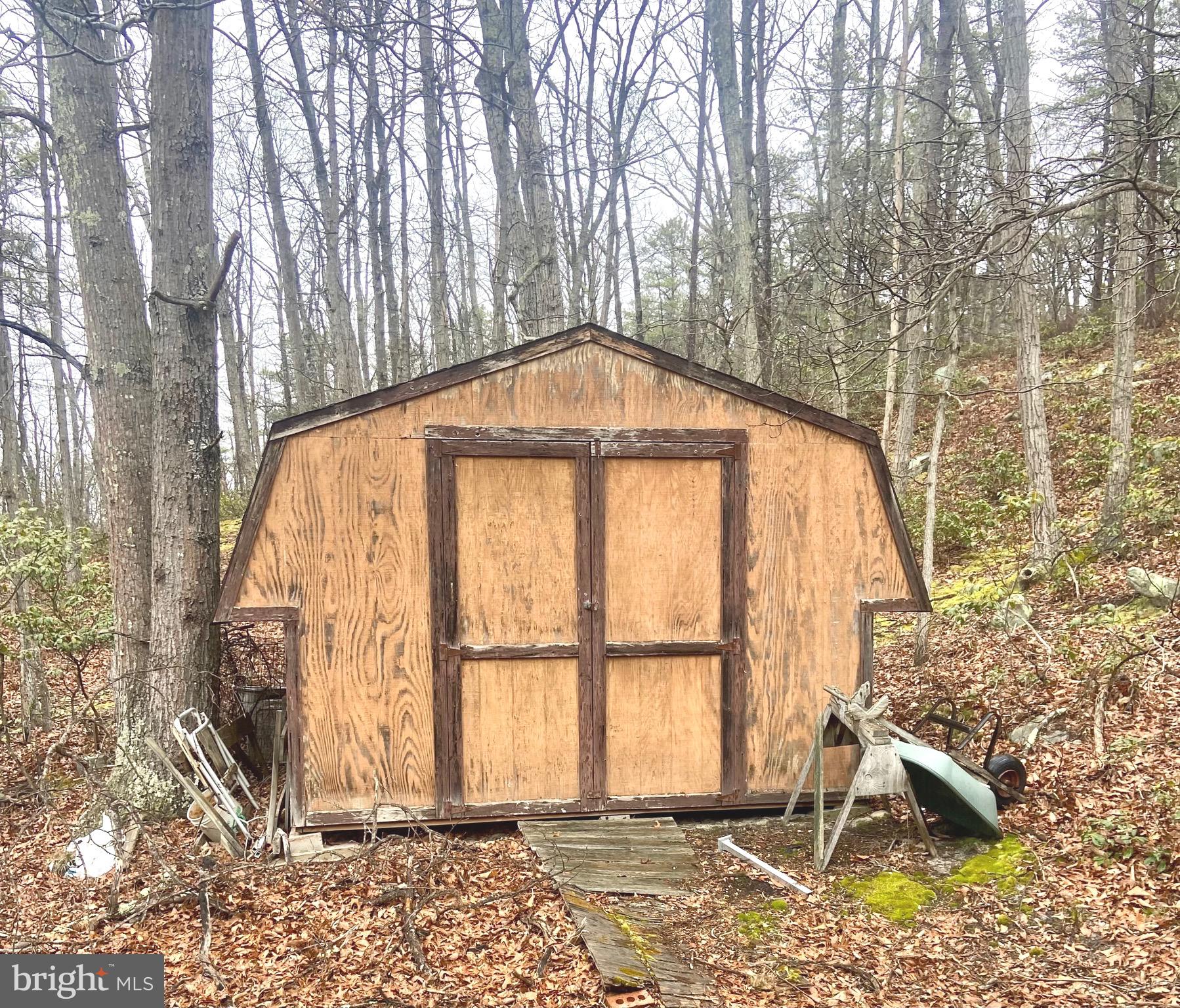 RITTERS HIDDEN VALLEY - Residential