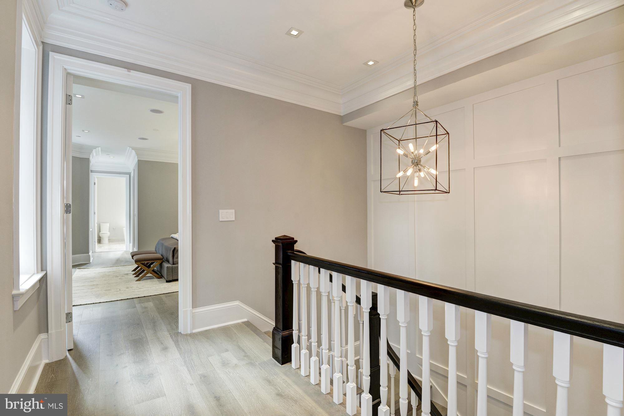 LOGAN CIRCLE - Residential
